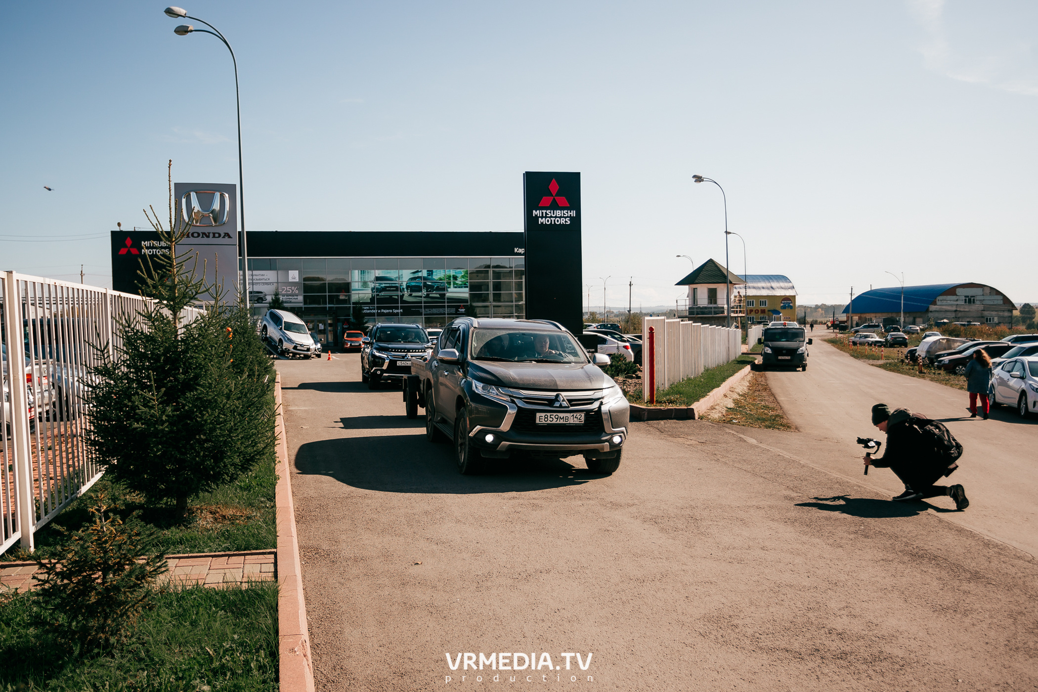 Внедорожный пикник Mitsubushi