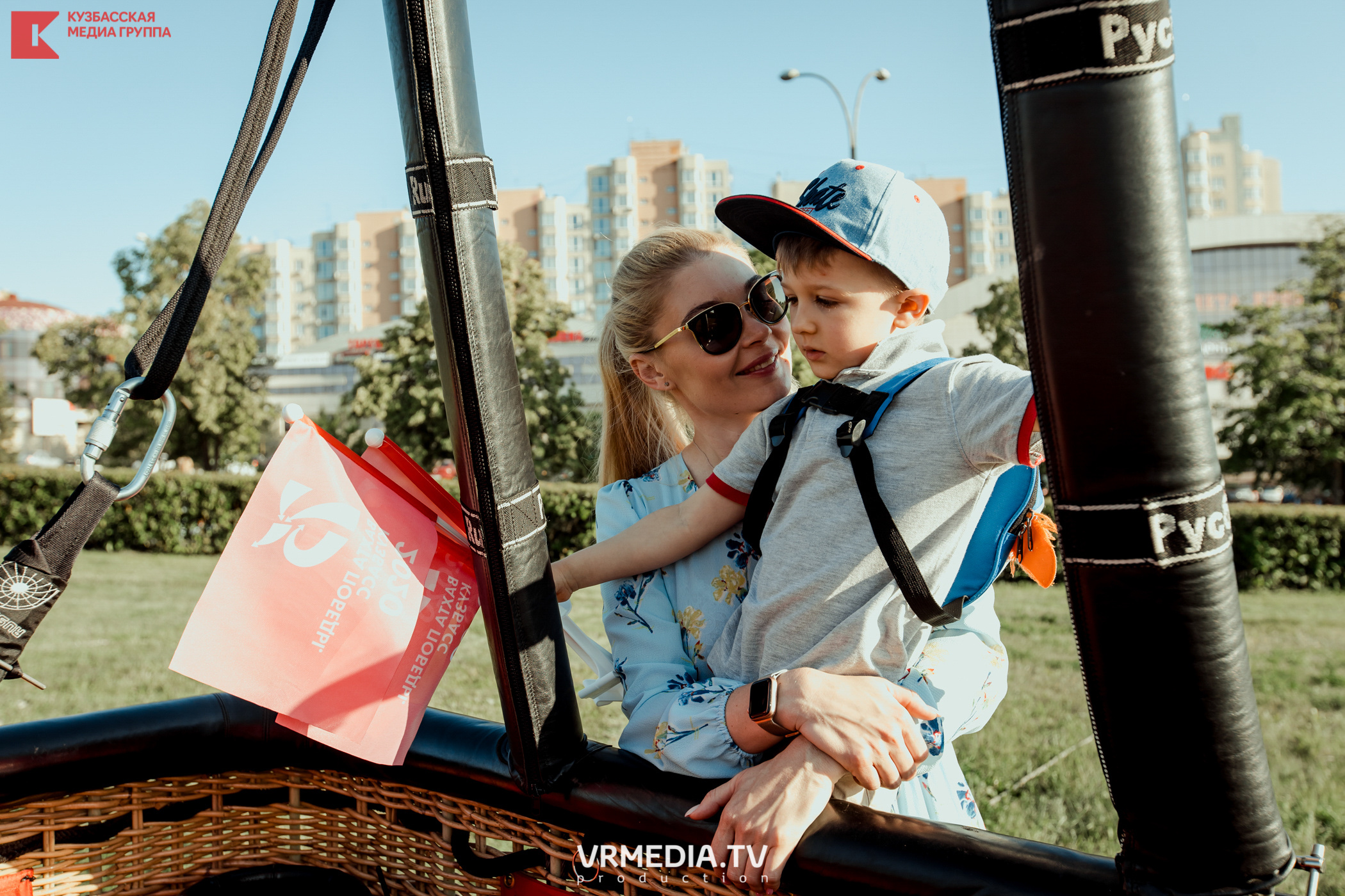 Запуск воздушный шаров. Герой Брестской крепости