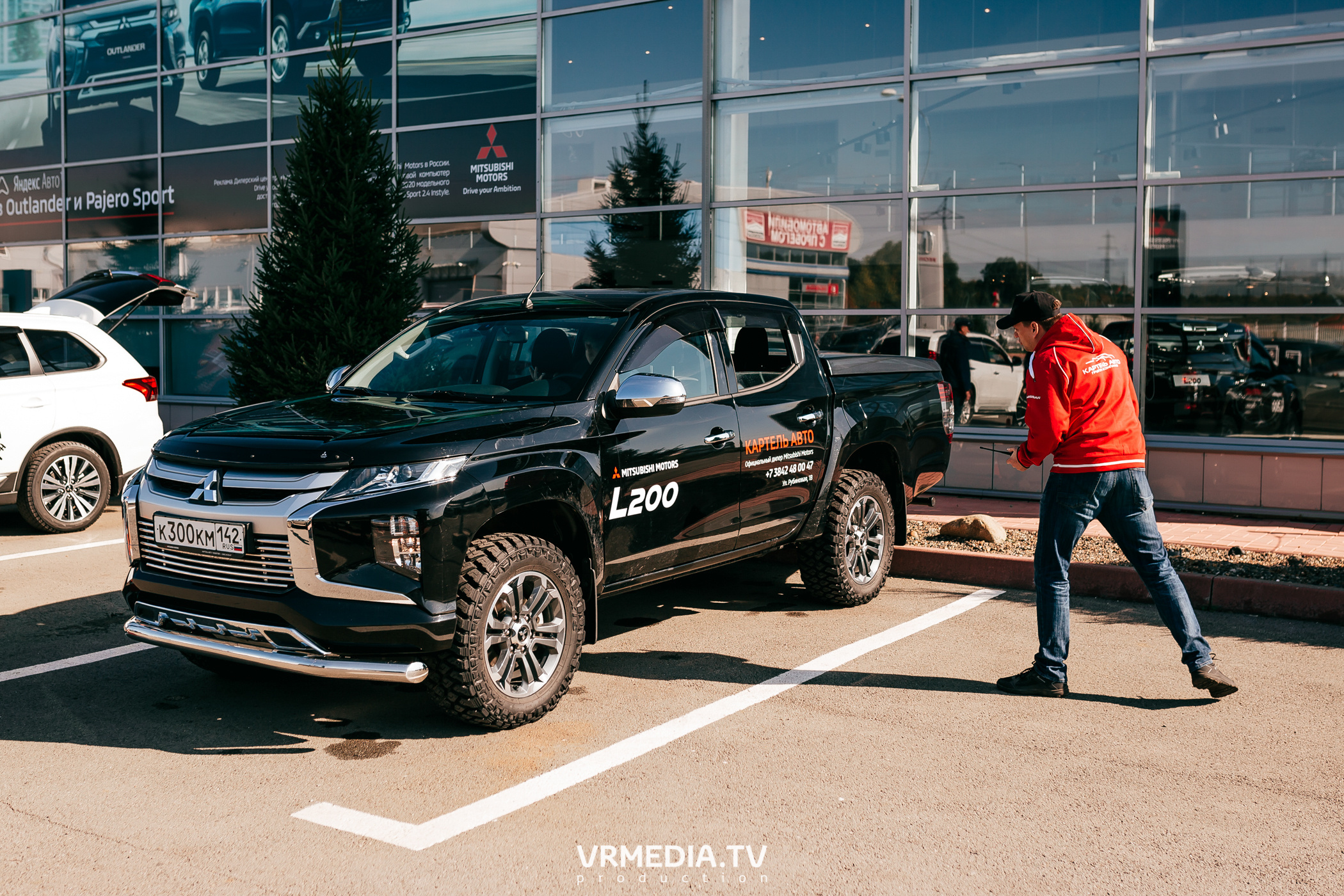 Внедорожный пикник Mitsubushi