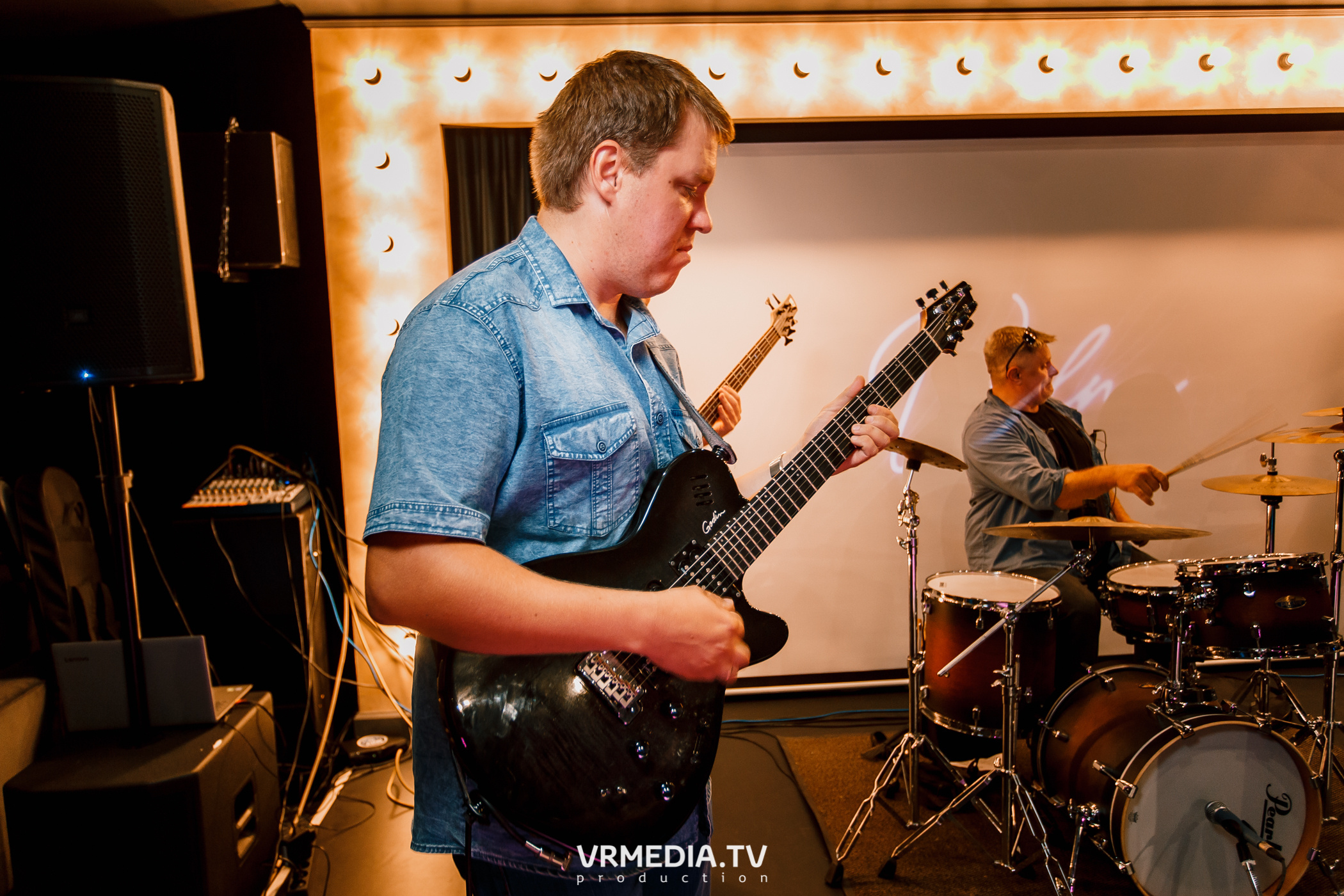 SMOOTH JAZZ в караоке «Volna»