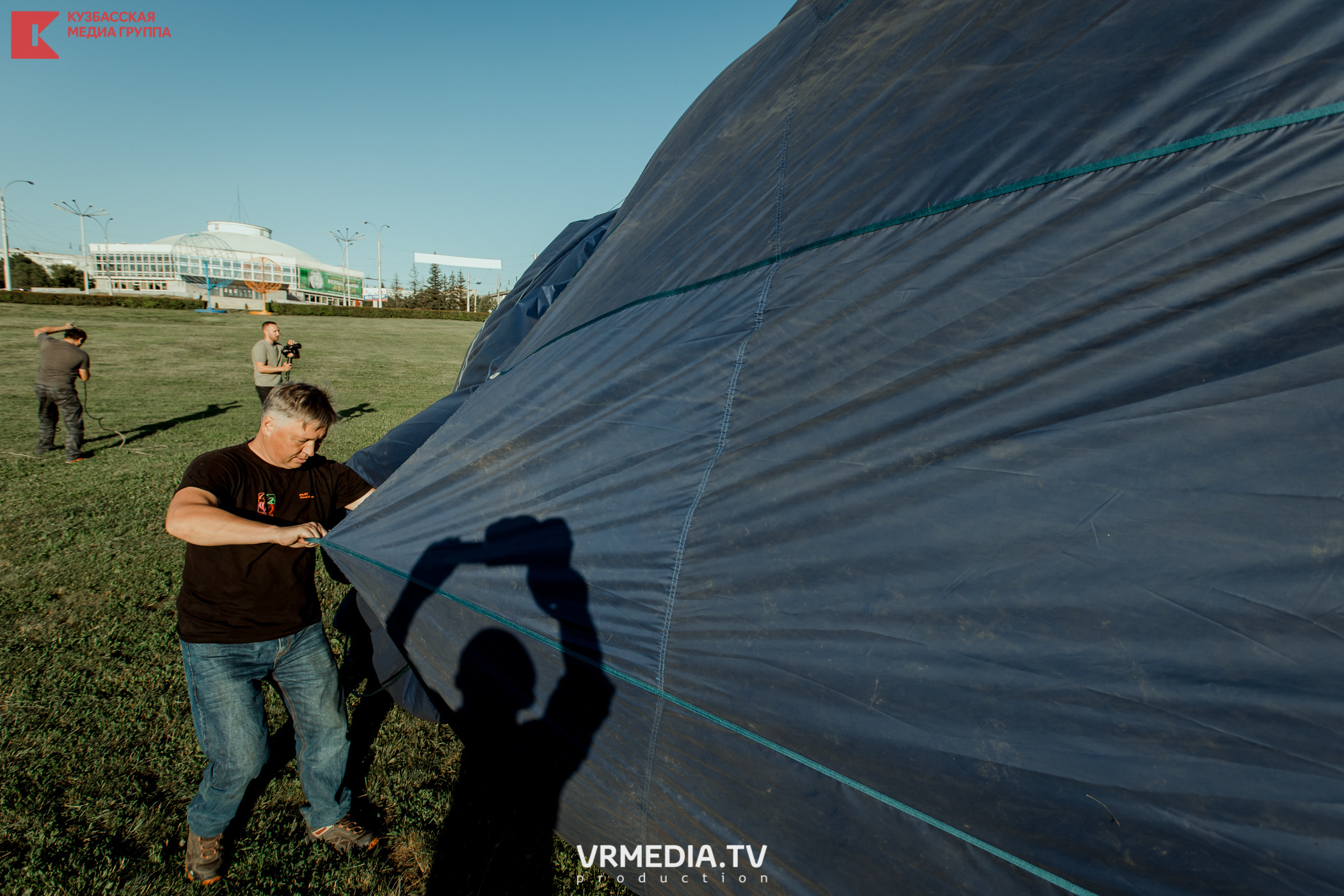 Запуск воздушный шаров. Герой Брестской крепости