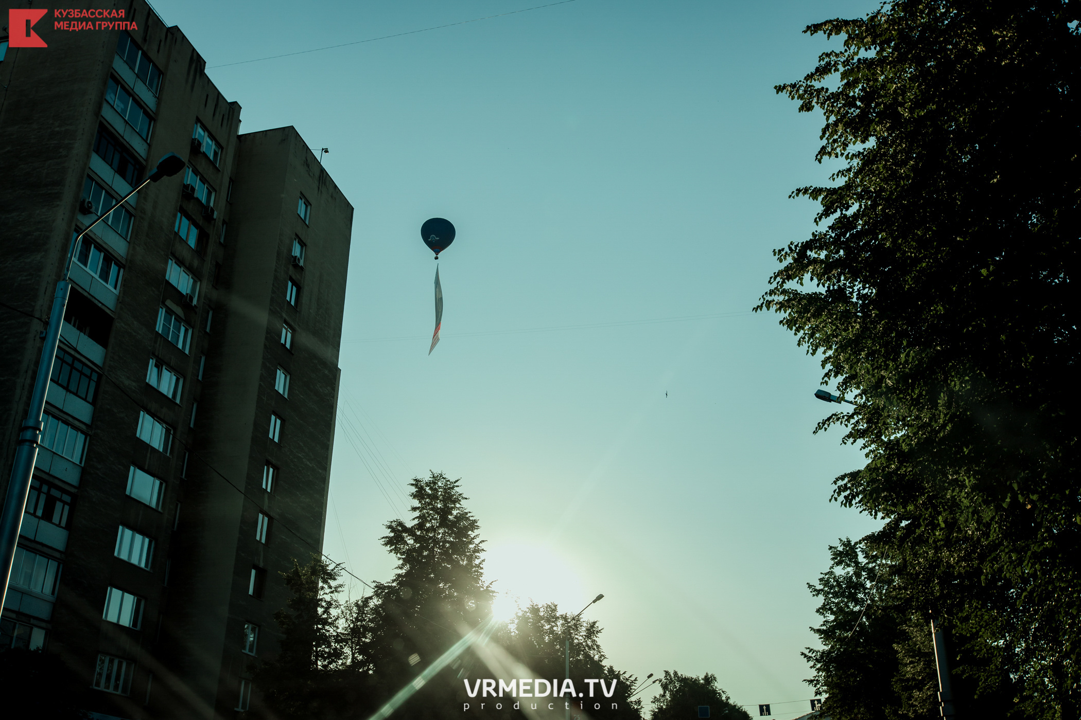 Запуск воздушный шаров. Герой Брестской крепости