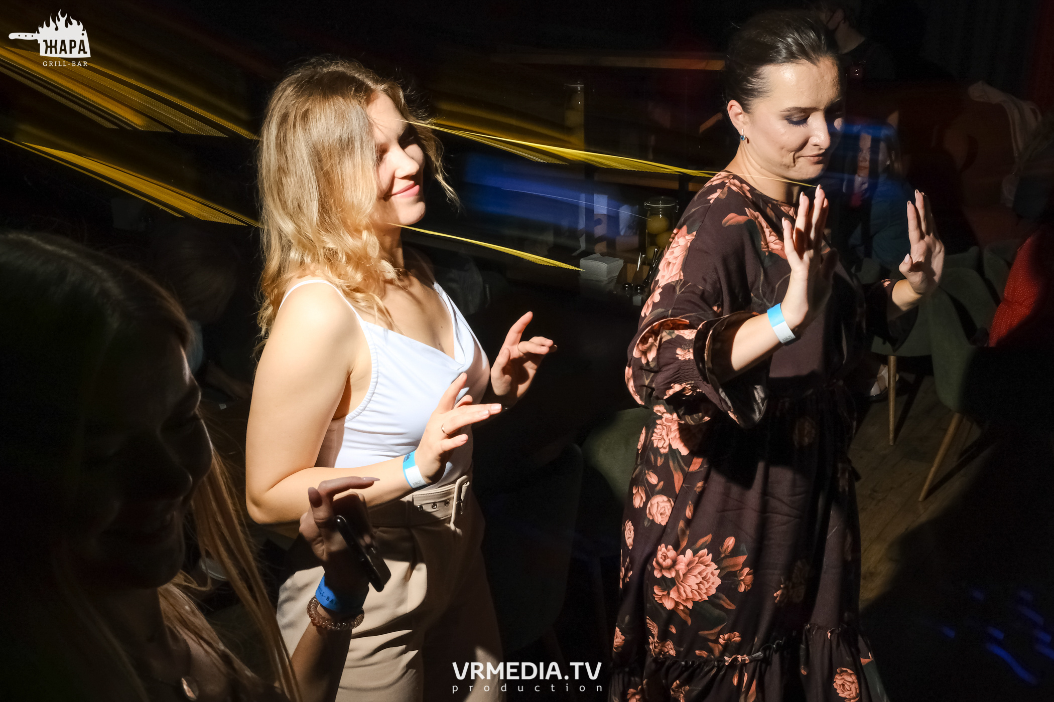 Группа «MOVETON» в гриль-баре «Жара»