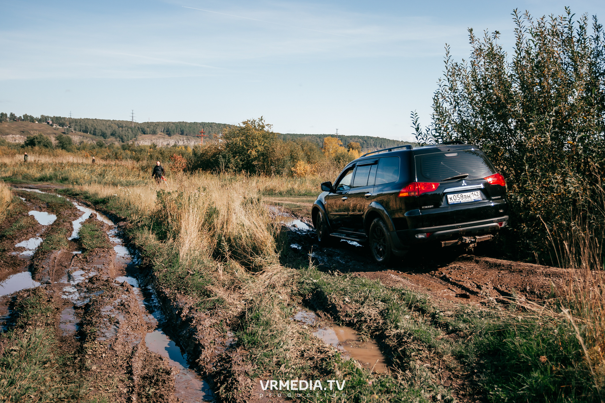 Внедорожный пикник Mitsubushi