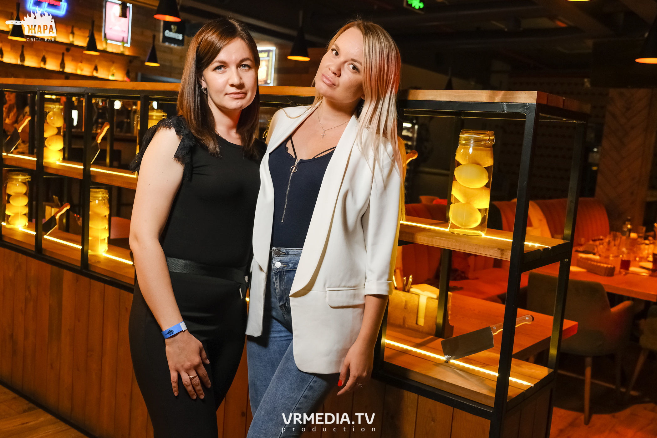 Группа «MOVETON» в гриль-баре «Жара»