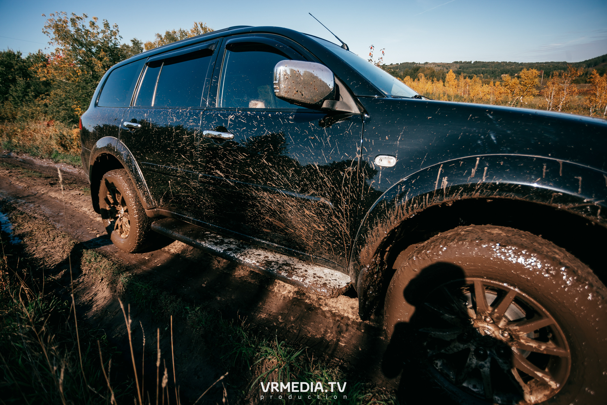 Внедорожный пикник Mitsubushi