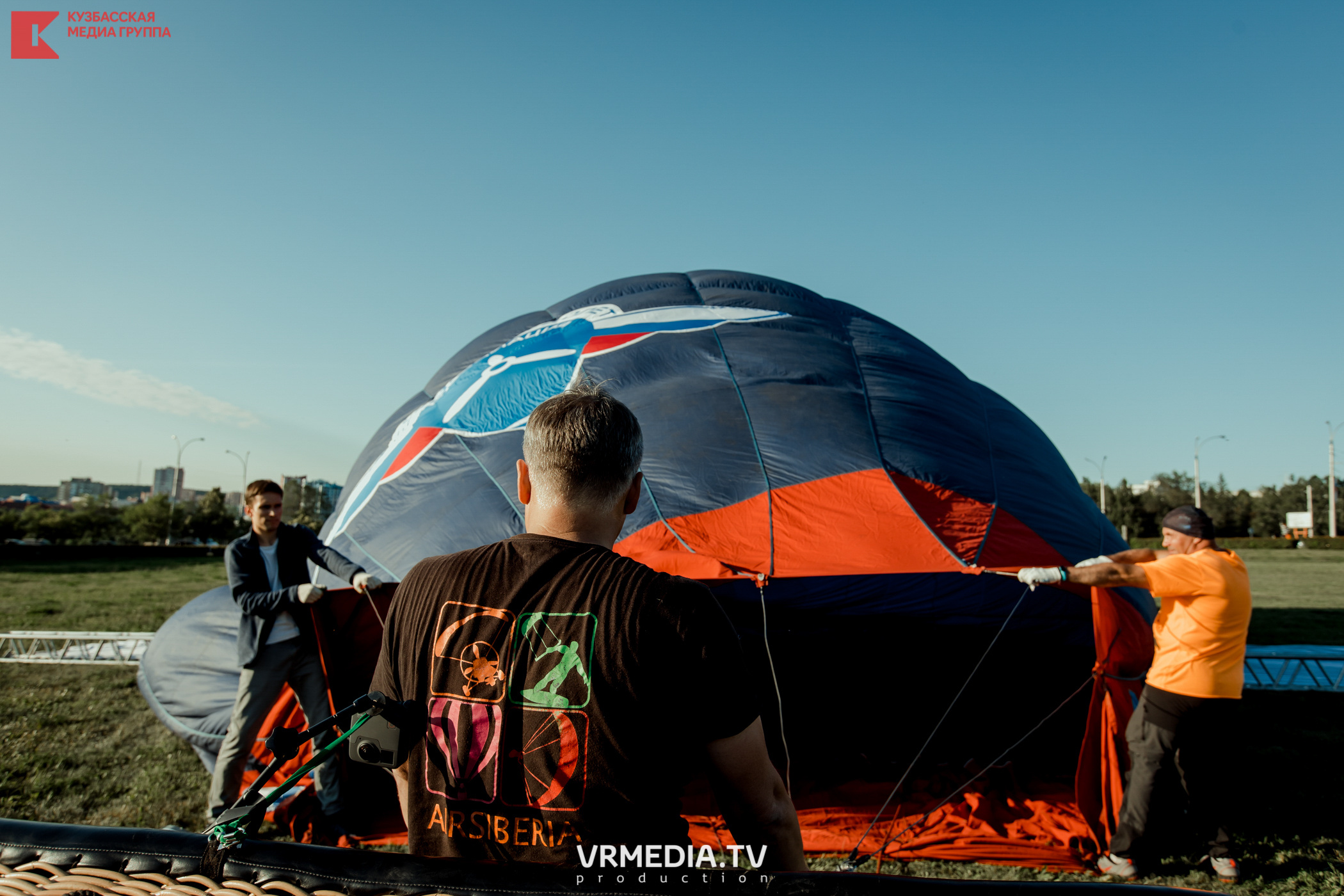 Запуск воздушный шаров. Герой Брестской крепости