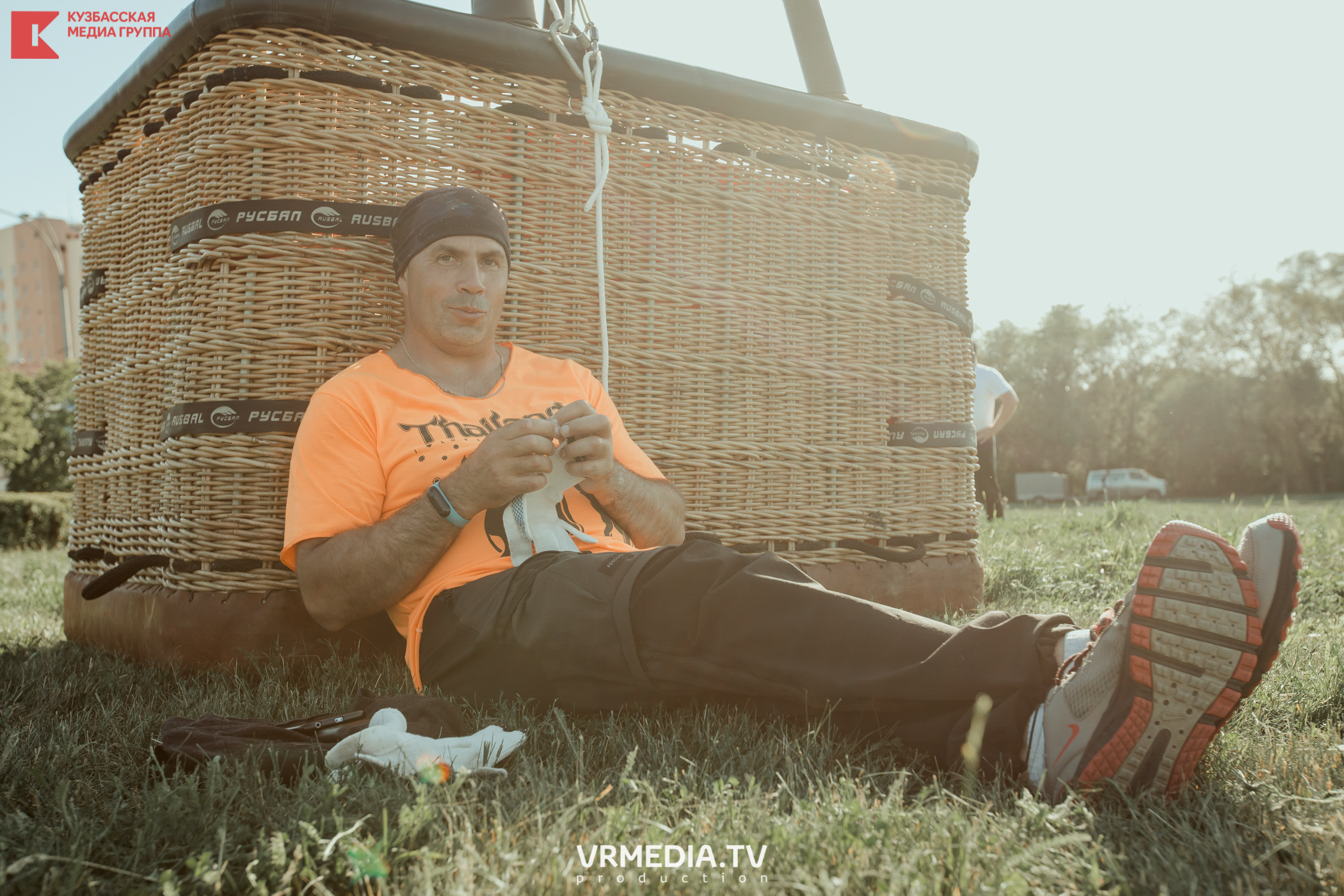 Запуск воздушный шаров. Герой Брестской крепости