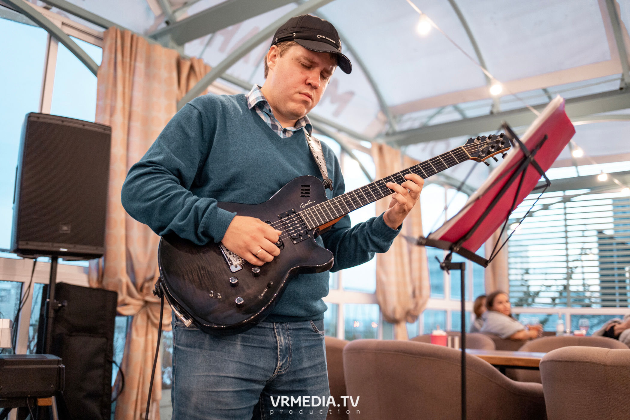 Джазовая среда в ресторане «Монтана»