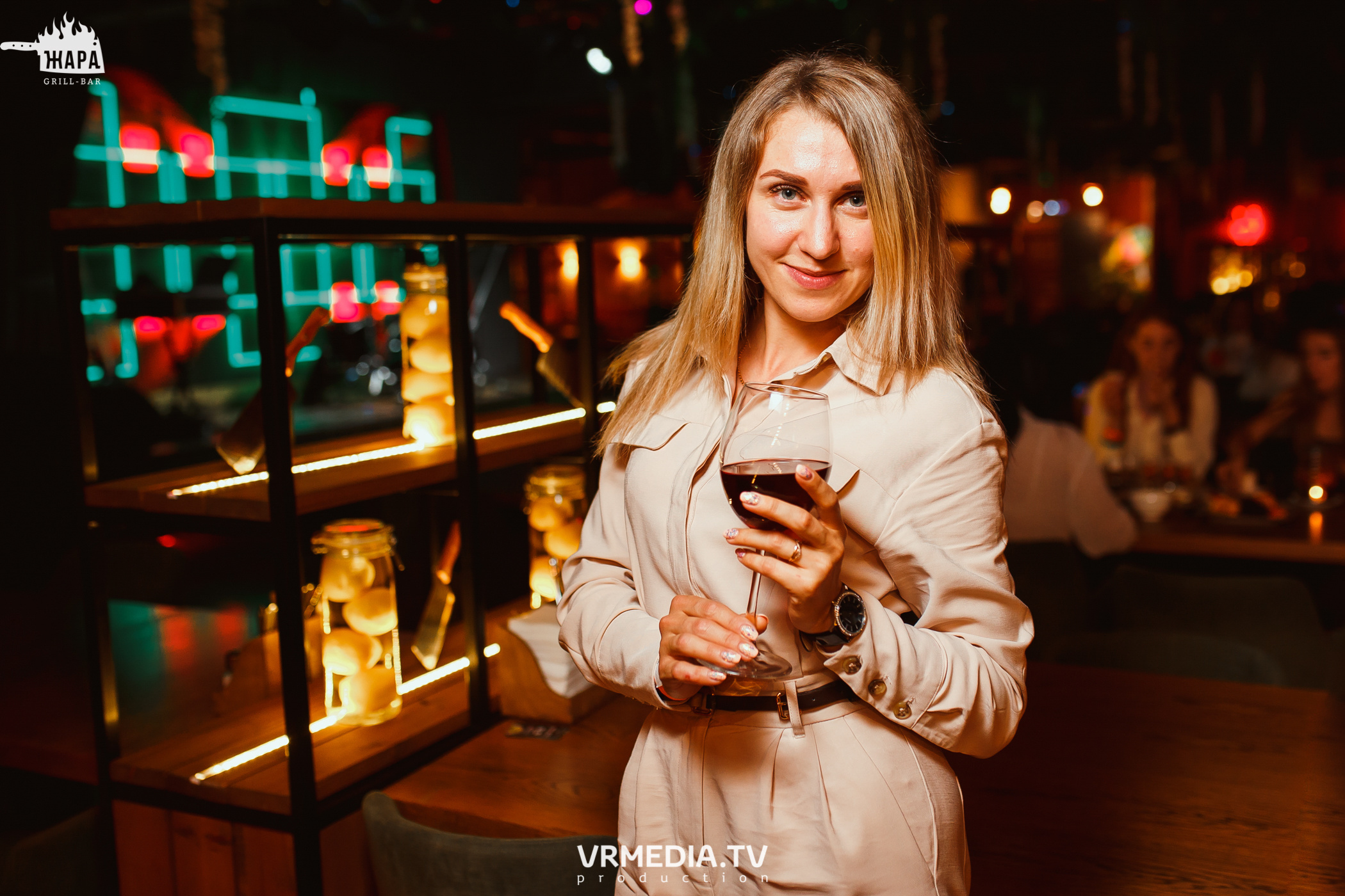 Группа «MOVETON» в гриль-баре «Жара»