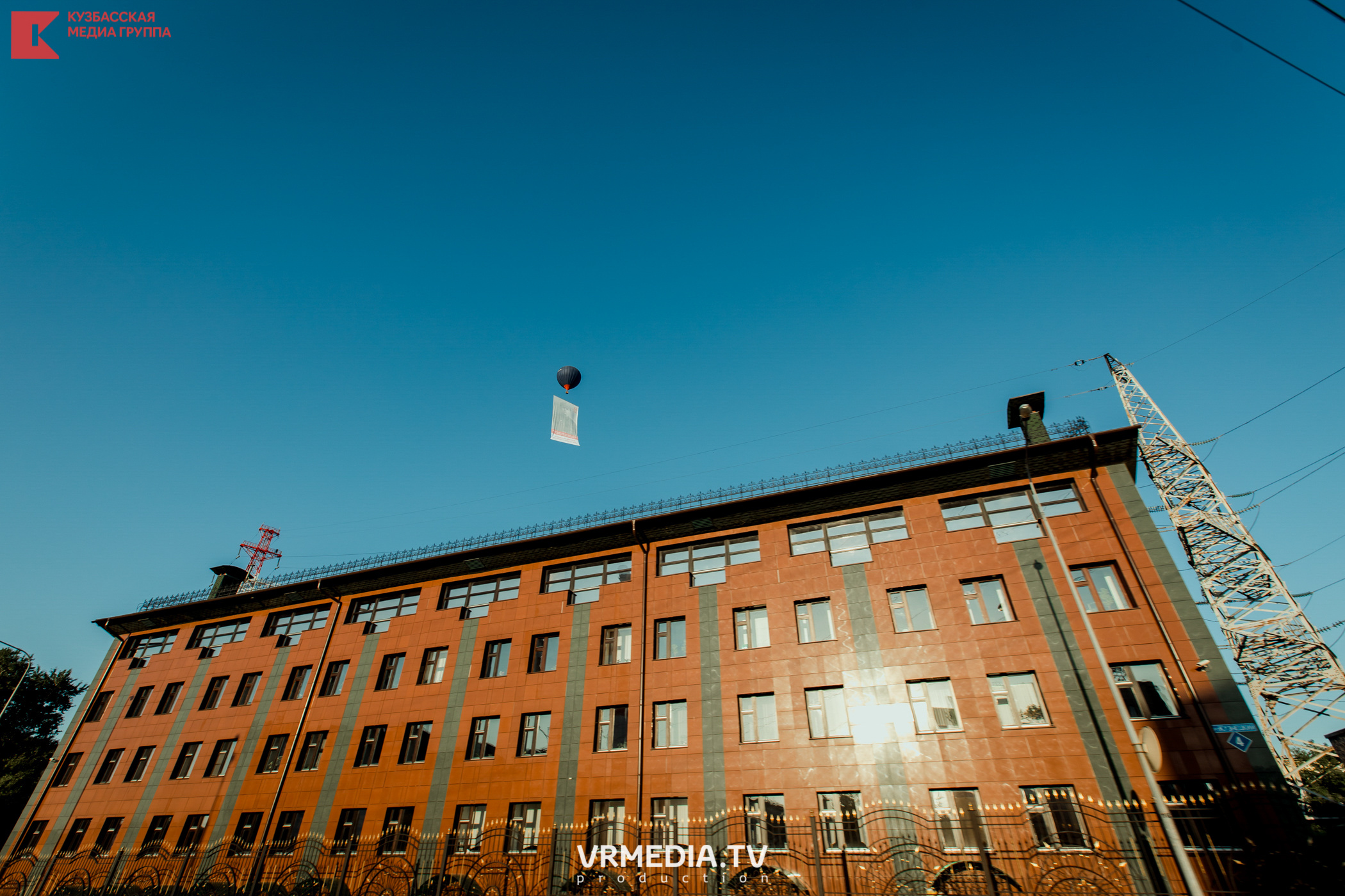 Запуск воздушный шаров. Герой Брестской крепости