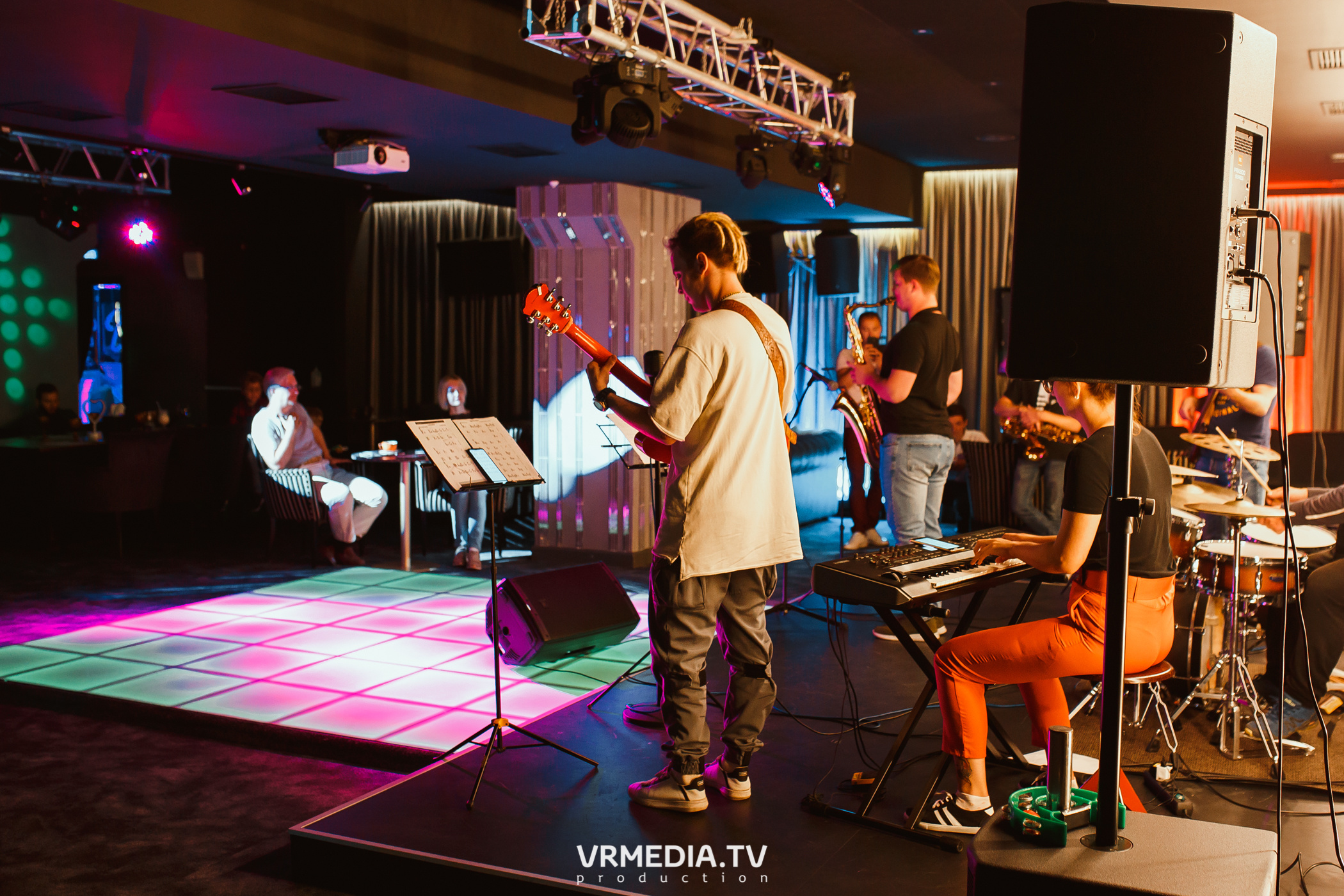 JAM SESSION в караоке «Volna»