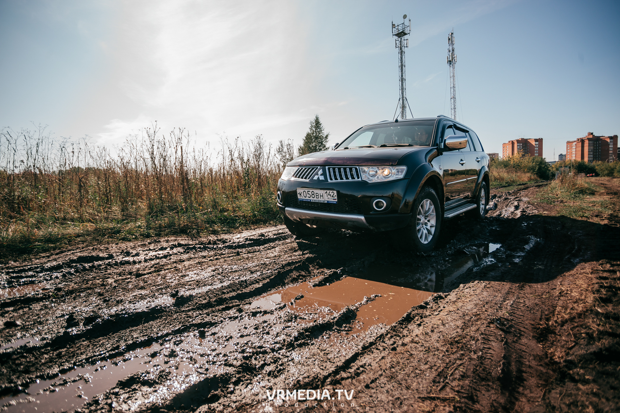 Внедорожный пикник Mitsubushi