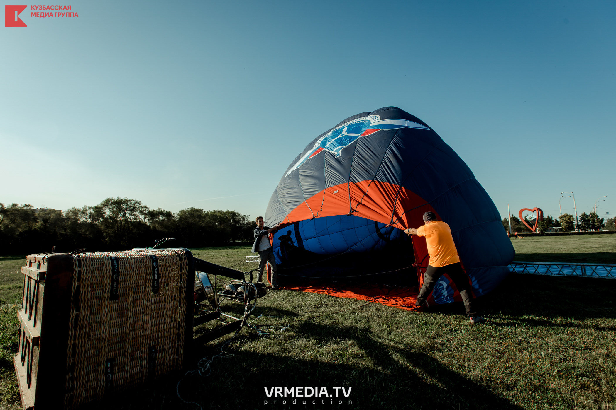 Запуск воздушный шаров. Герой Брестской крепости