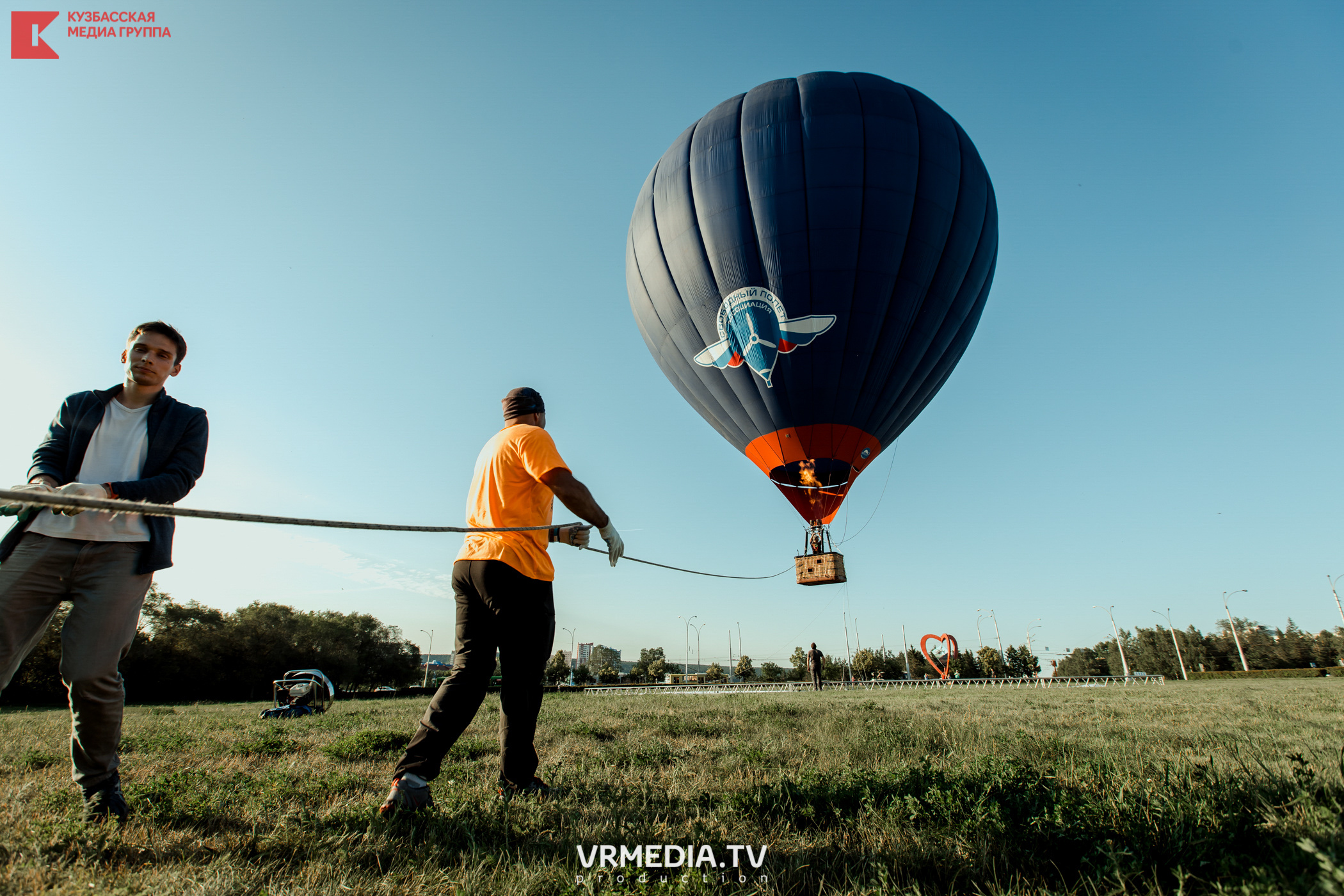 Запуск воздушный шаров. Герой Брестской крепости