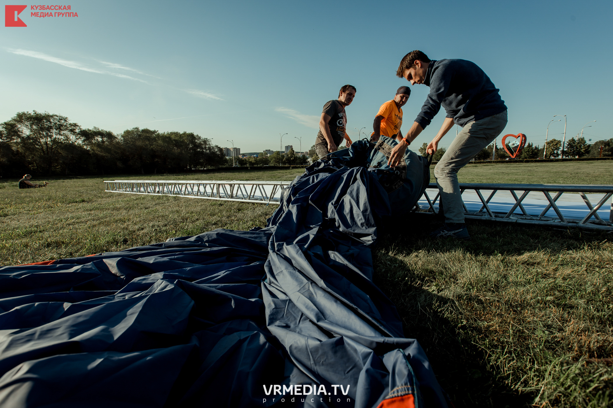Запуск воздушный шаров. Герой Брестской крепости
