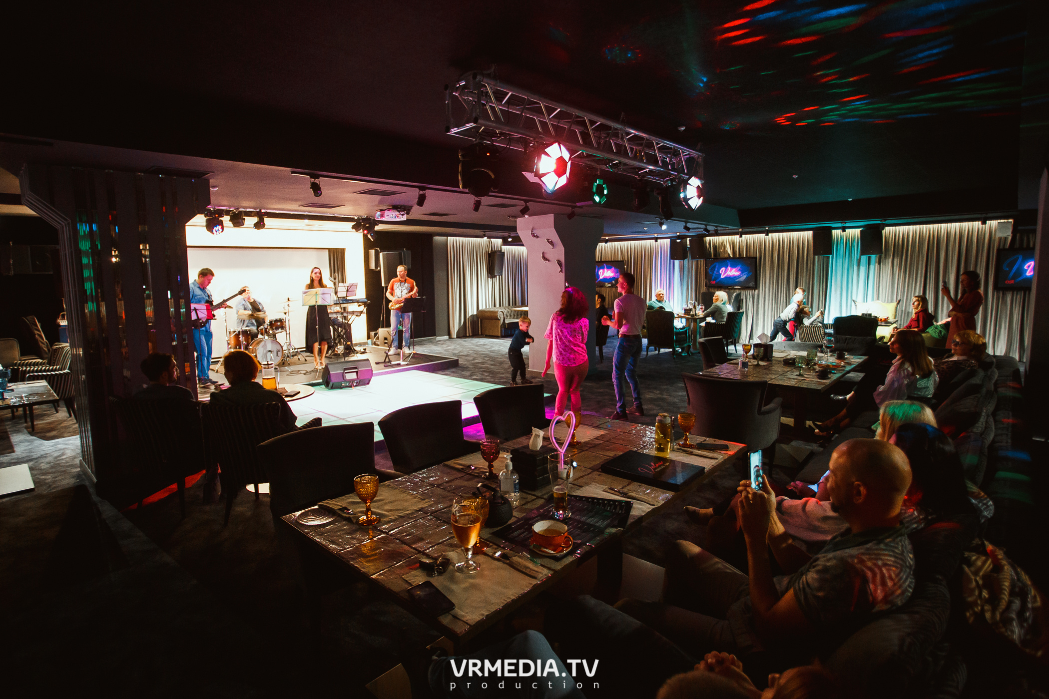 SMOOTH JAZZ в караоке «Volna»