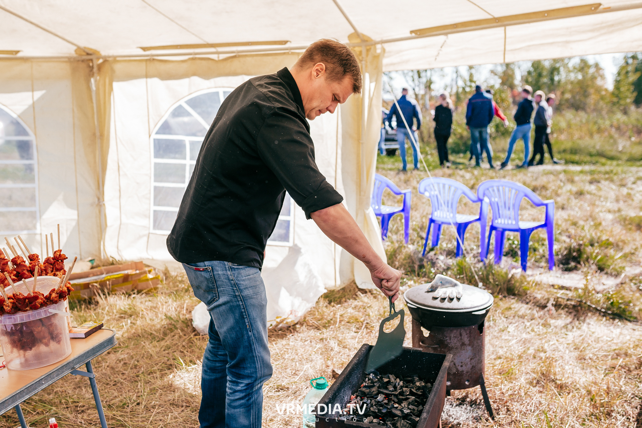 Внедорожный пикник Mitsubushi