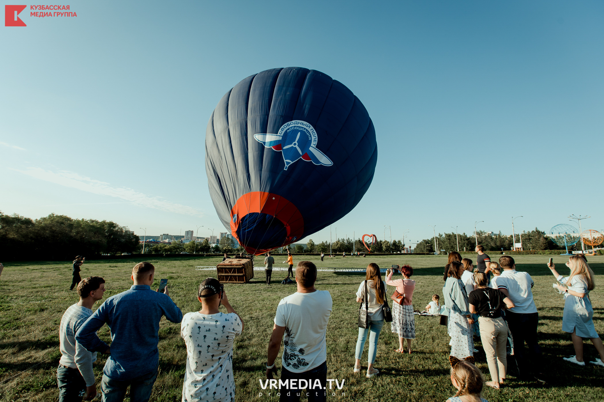 Запуск воздушный шаров. Герой Брестской крепости
