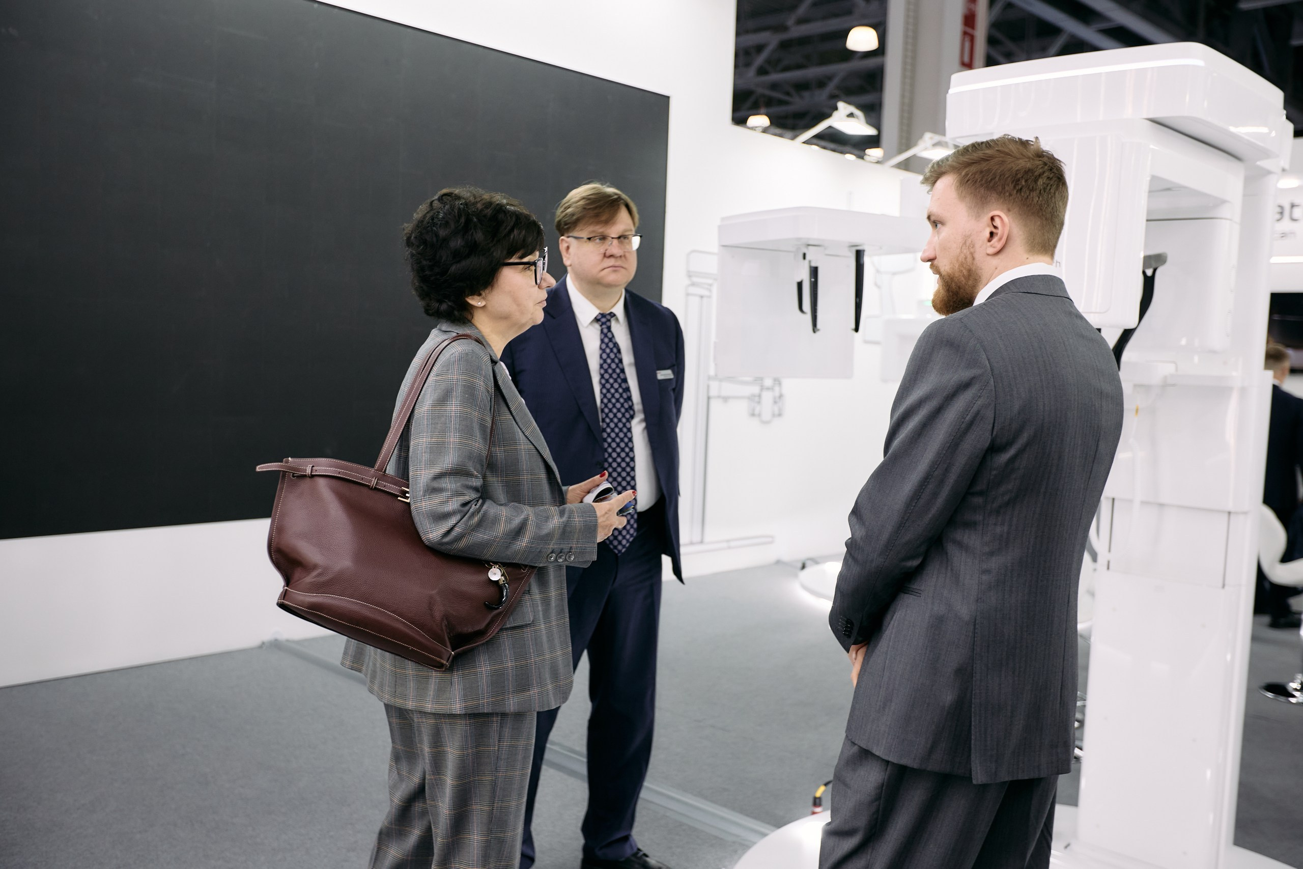 Дентал Салон 2026: Vatech. Свадебный и репортажный фотограф Дмитрий Кононенко