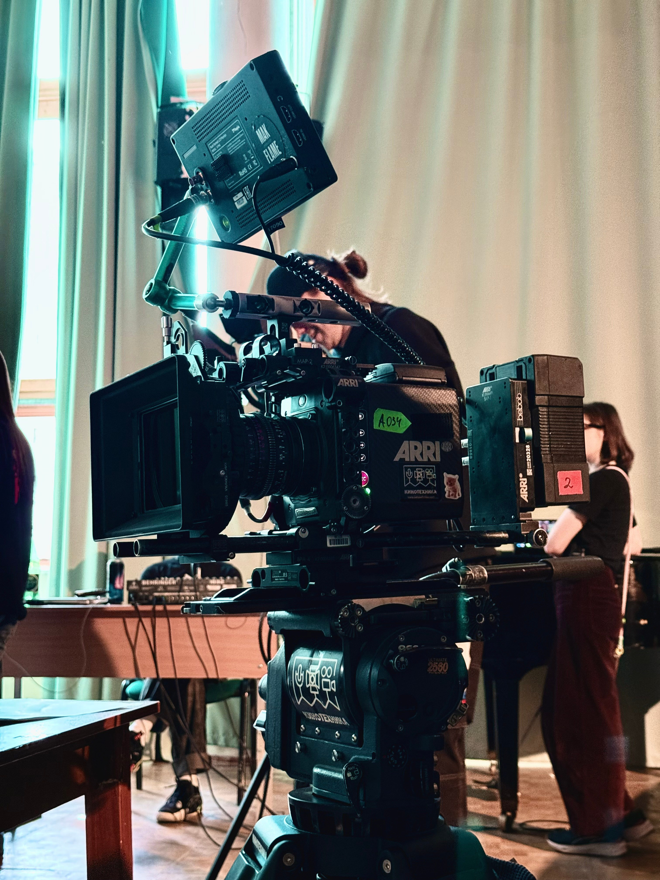 BACKSTAGE GALLERY. «MAK FLAME»