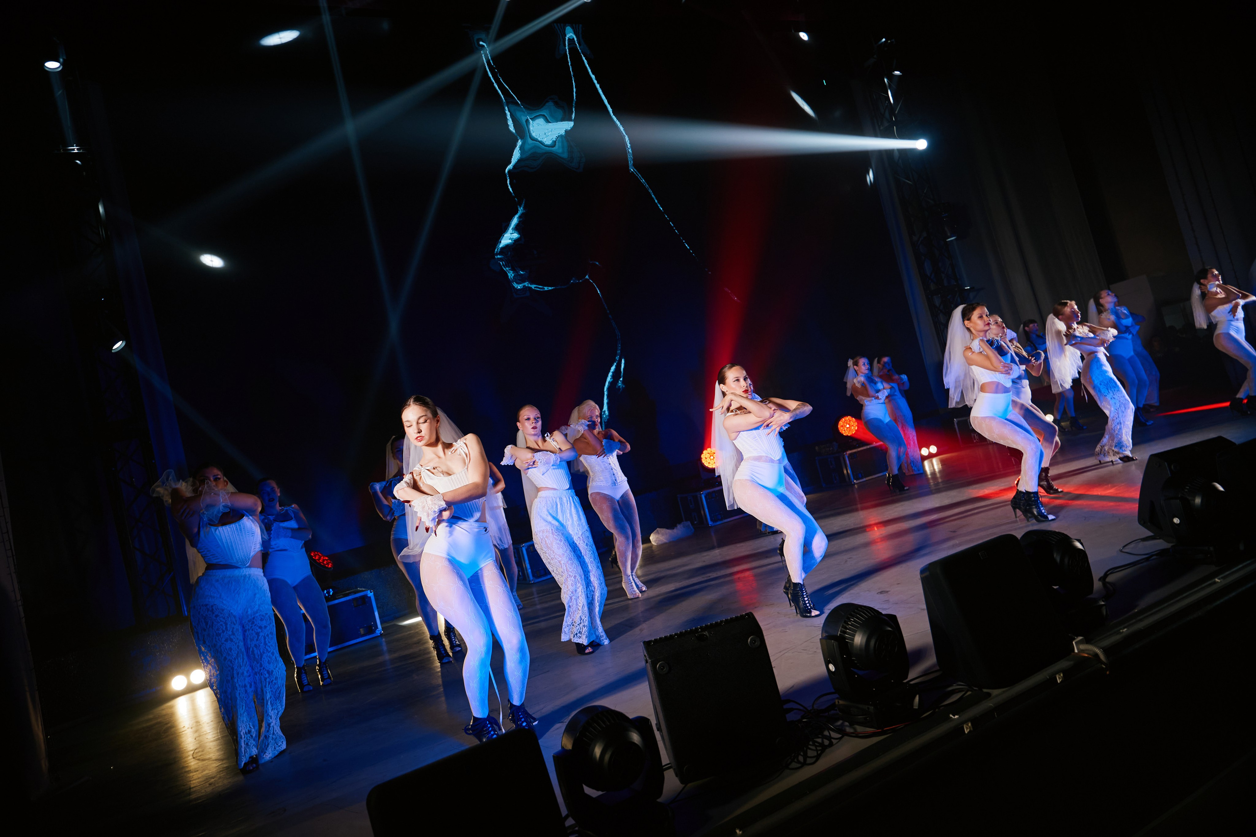 VIVA GLAM Отчетный концерт. Фотограф и видеограф в Кургане Леонид Корнильев