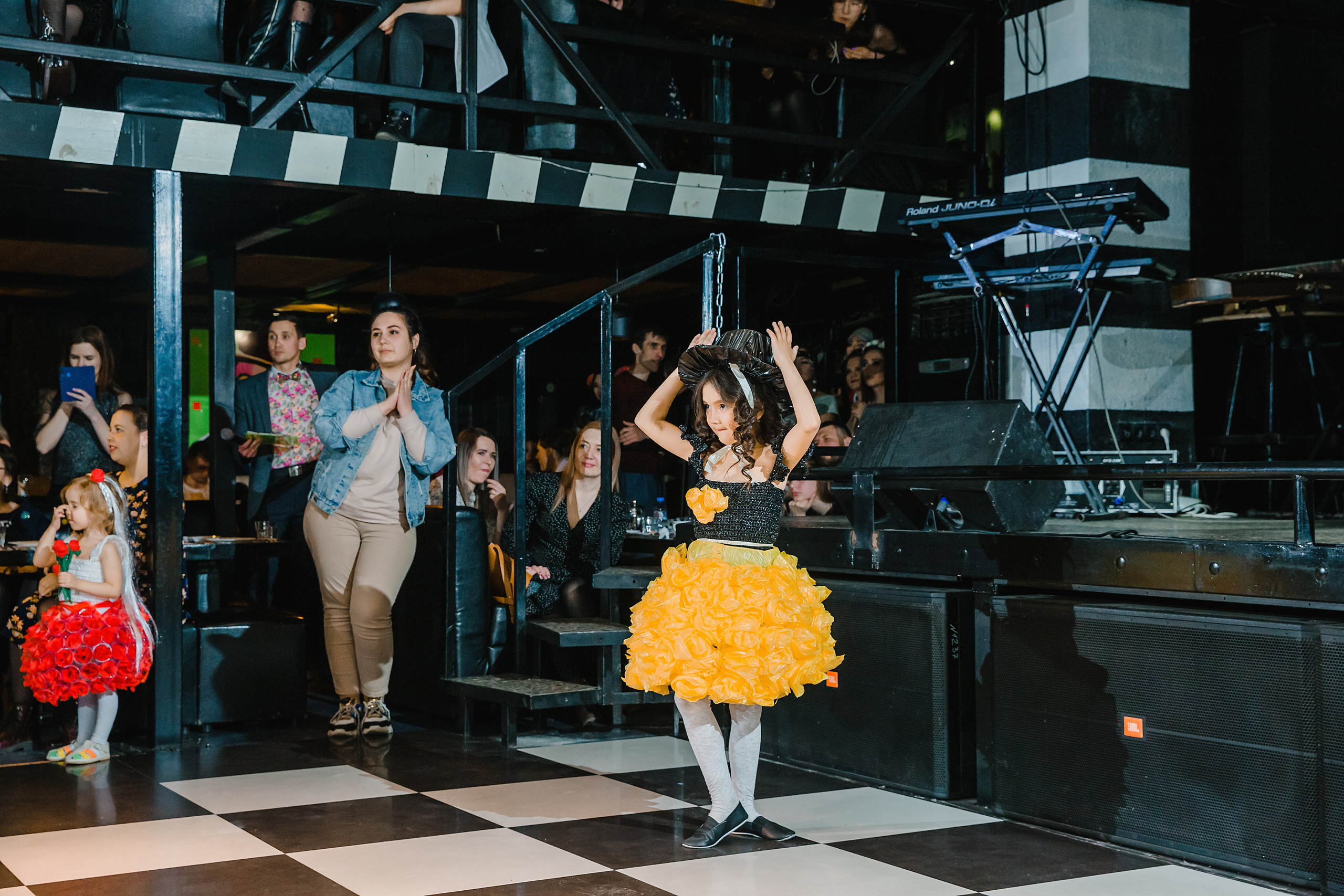 Шоу Талантов Миссис Бурятия. Фотограф и видеограф в Улан-Удэ: Аюна Габагуева и Артём Шаханов