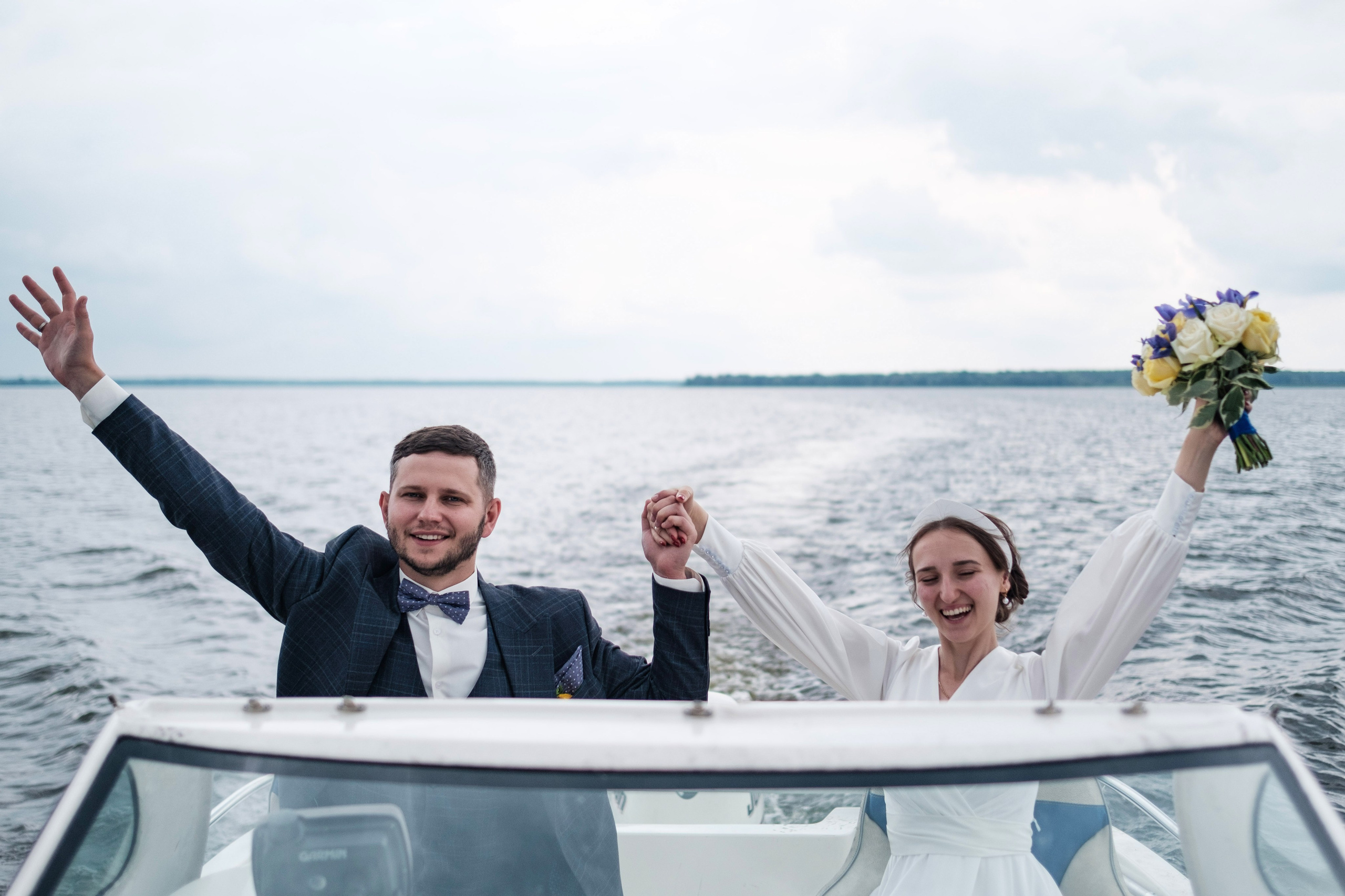 Венчание и прогулка на катере Александра и Софии. Фотограф в Москве Максим Скоробогатов