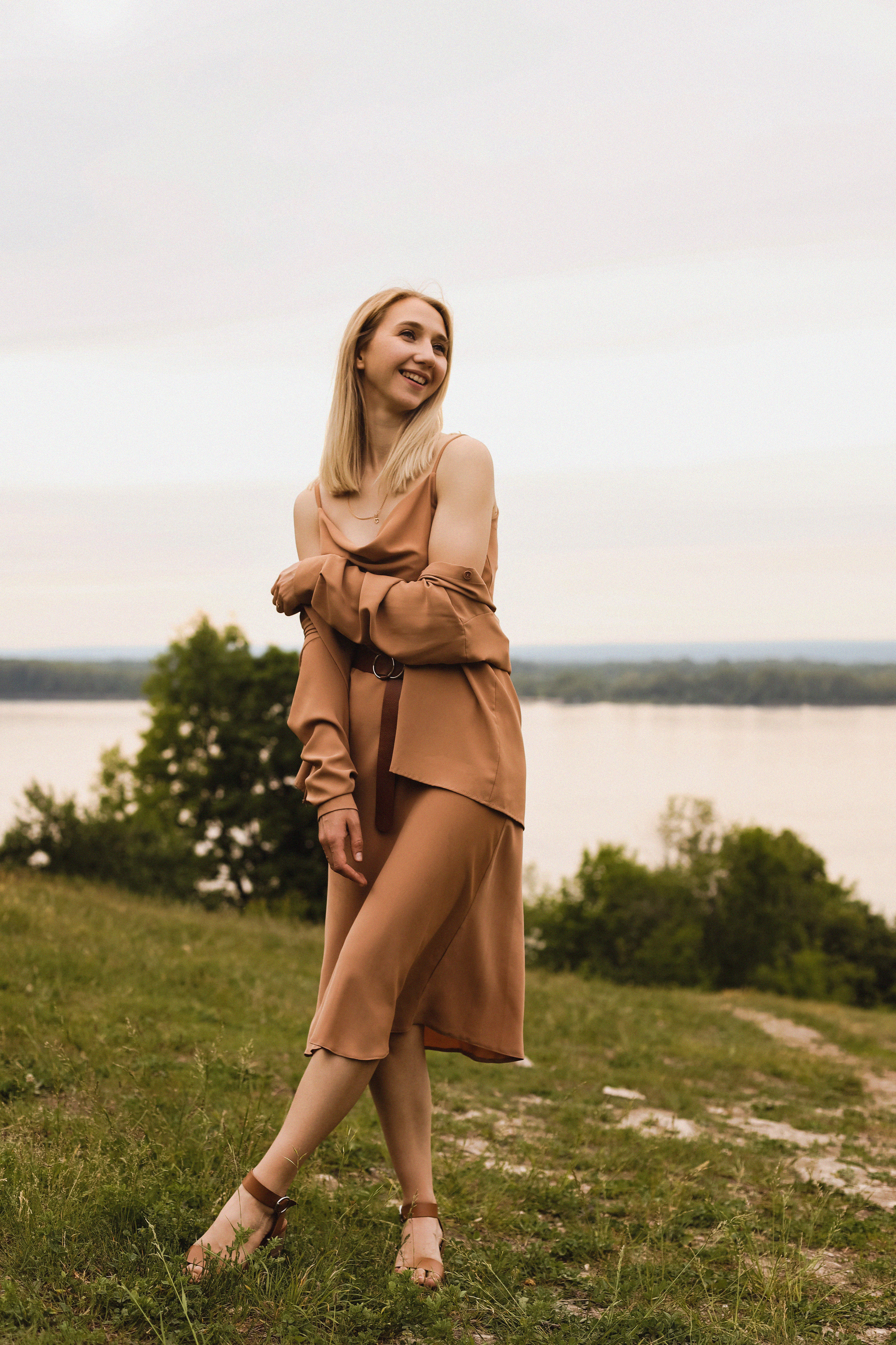 Анна и Мирон. Проулка в Загородном парке. Семейный фотограф в Самаре и Казани Александра Никитина