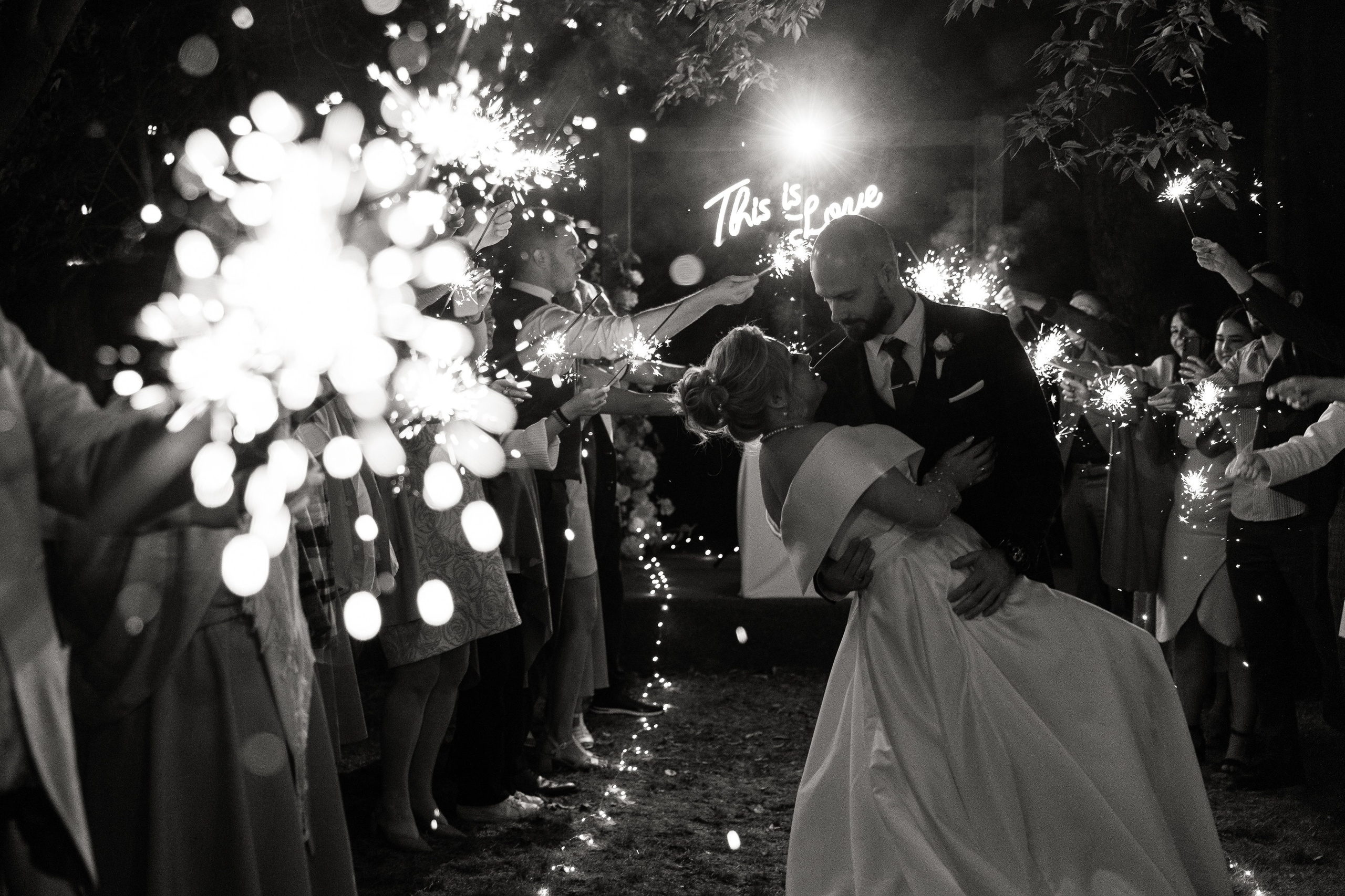 Свадебный фотограф Уфа — Руслан ГабдлисламовЖивые эмоции, красивые кадры, воспоминания на всю жизнь.Работаю по всей Республике Башкортоста. Свадебный фотограф Уфа Руслан Габдлисламов