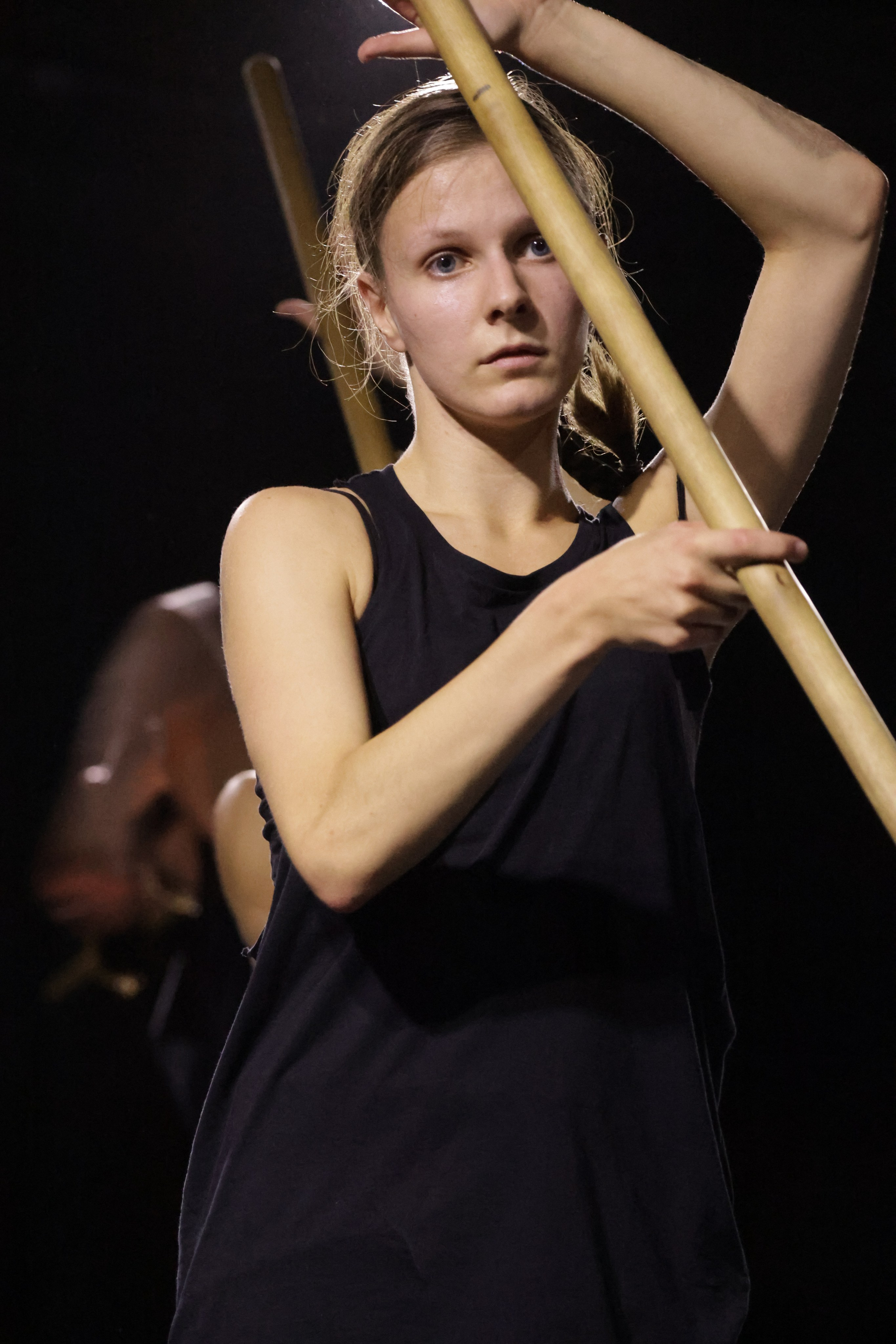 Театр земли. Спектакль «Половое созревание пустоты». Фотограф Сергей Пюннинен