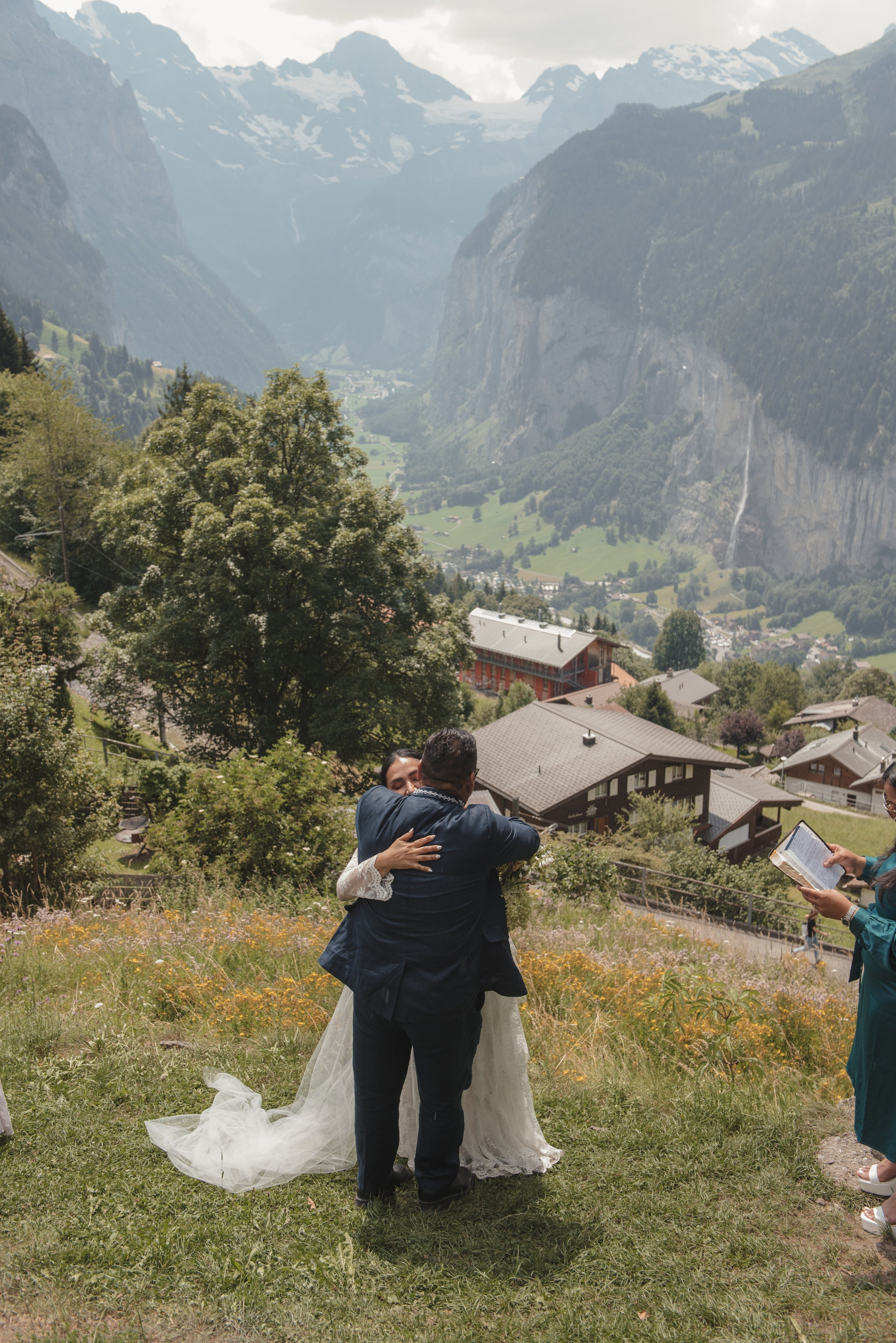 Berta & Orlando (Lauterbrunnen, Switzerland). Photographer in Interlaken area