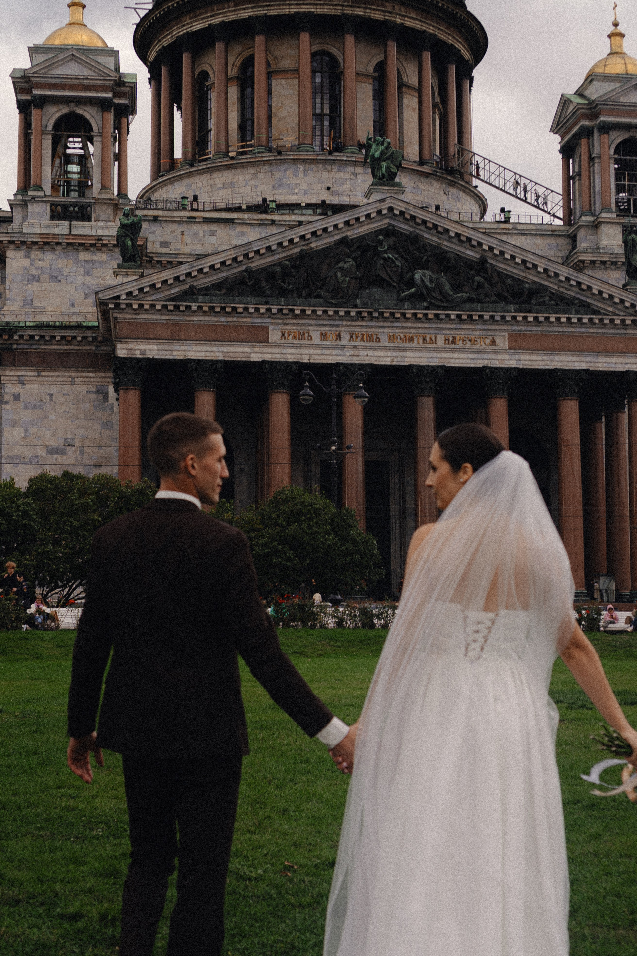 ЗАГС И ПРОГУЛКА 2 ЧАСА. Профессиональный фотограф, Санкт-Петербург — Виктория Богомолова