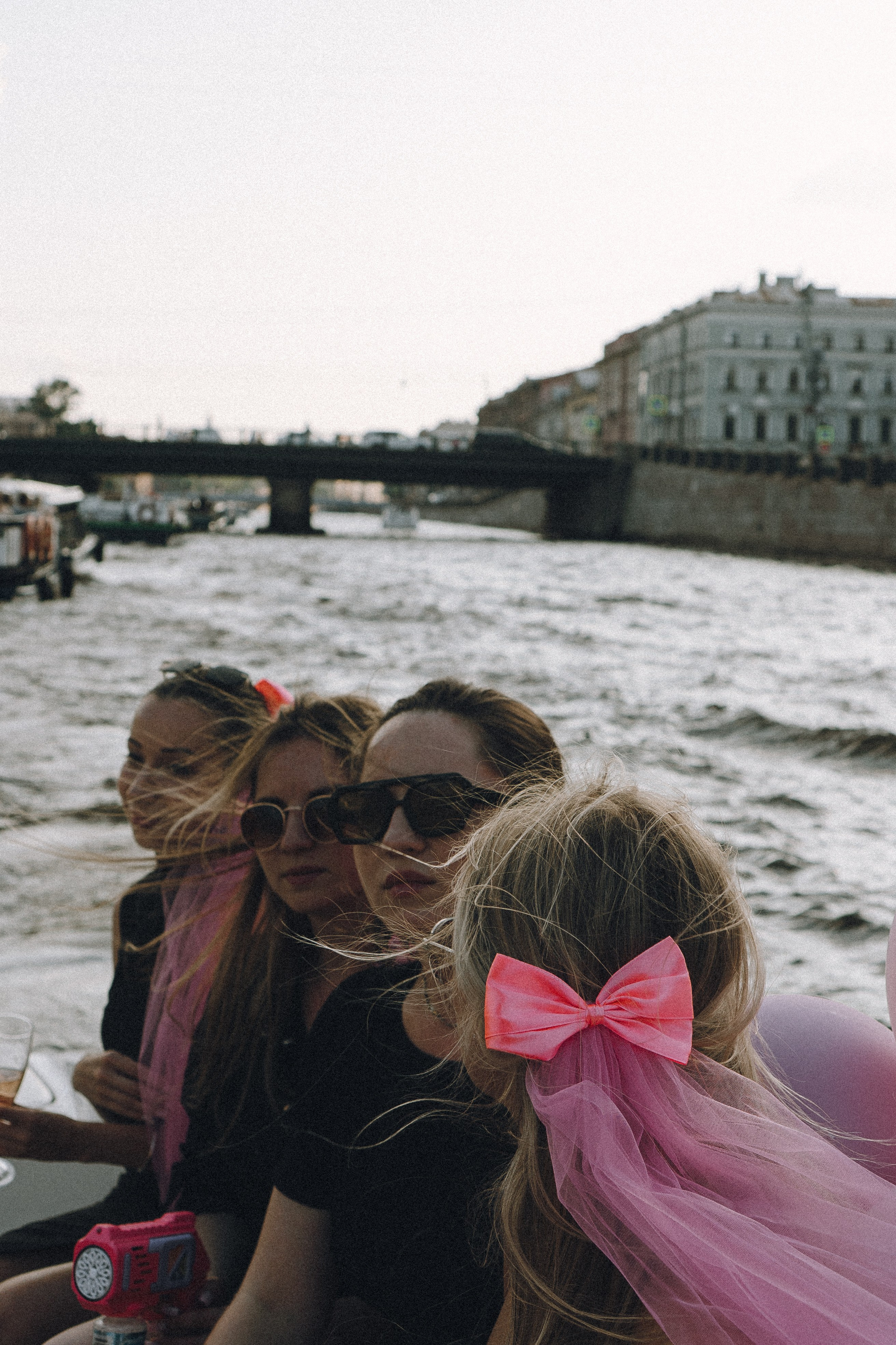 ДЕВИЧНИК НА КАТЕРЕ. Профессиональный фотограф, Санкт-Петербург — Виктория Богомолова