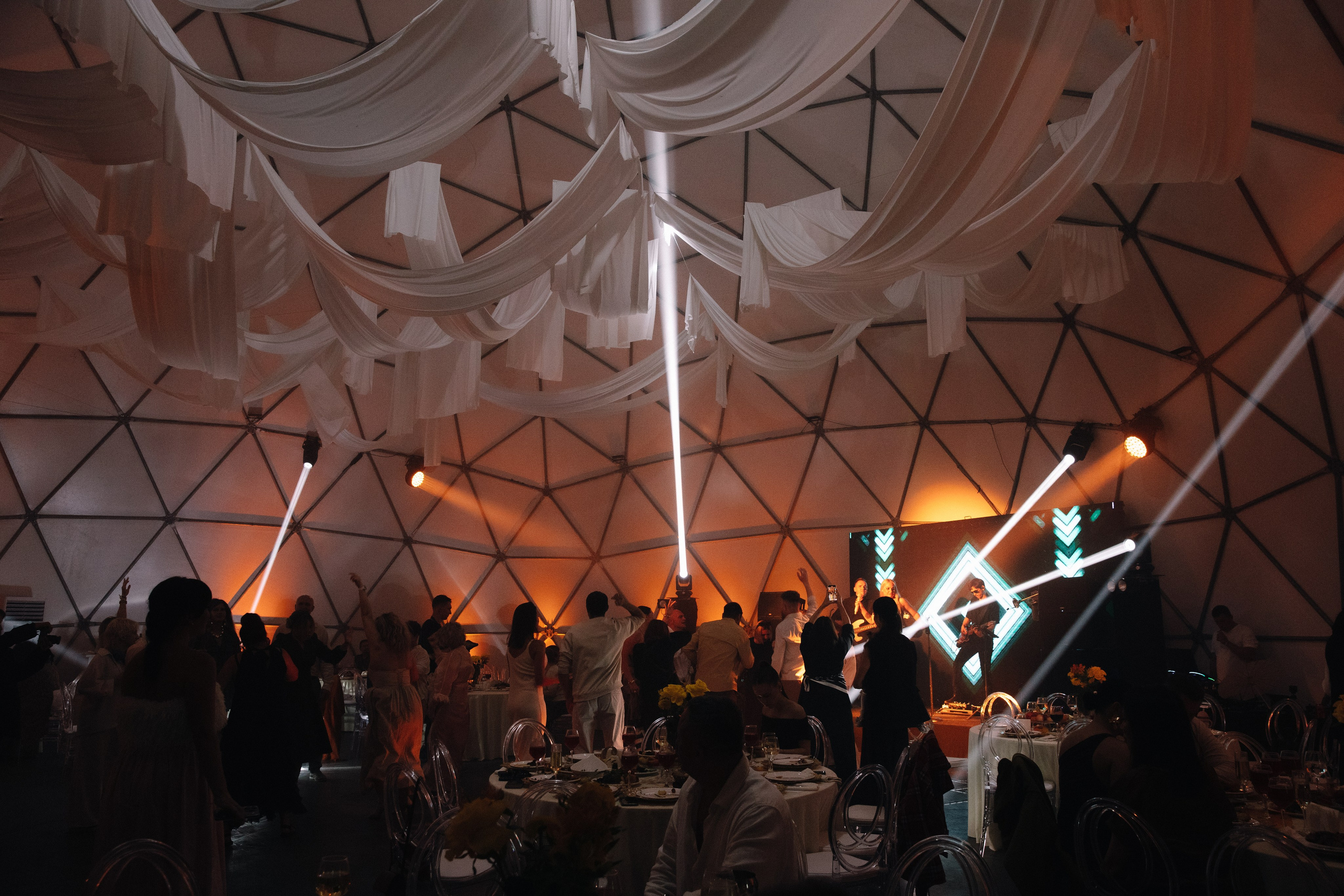 Константин и Ксения. Свадебные фотографы в г. Сургут Маркова Наталья и Замахина Елена