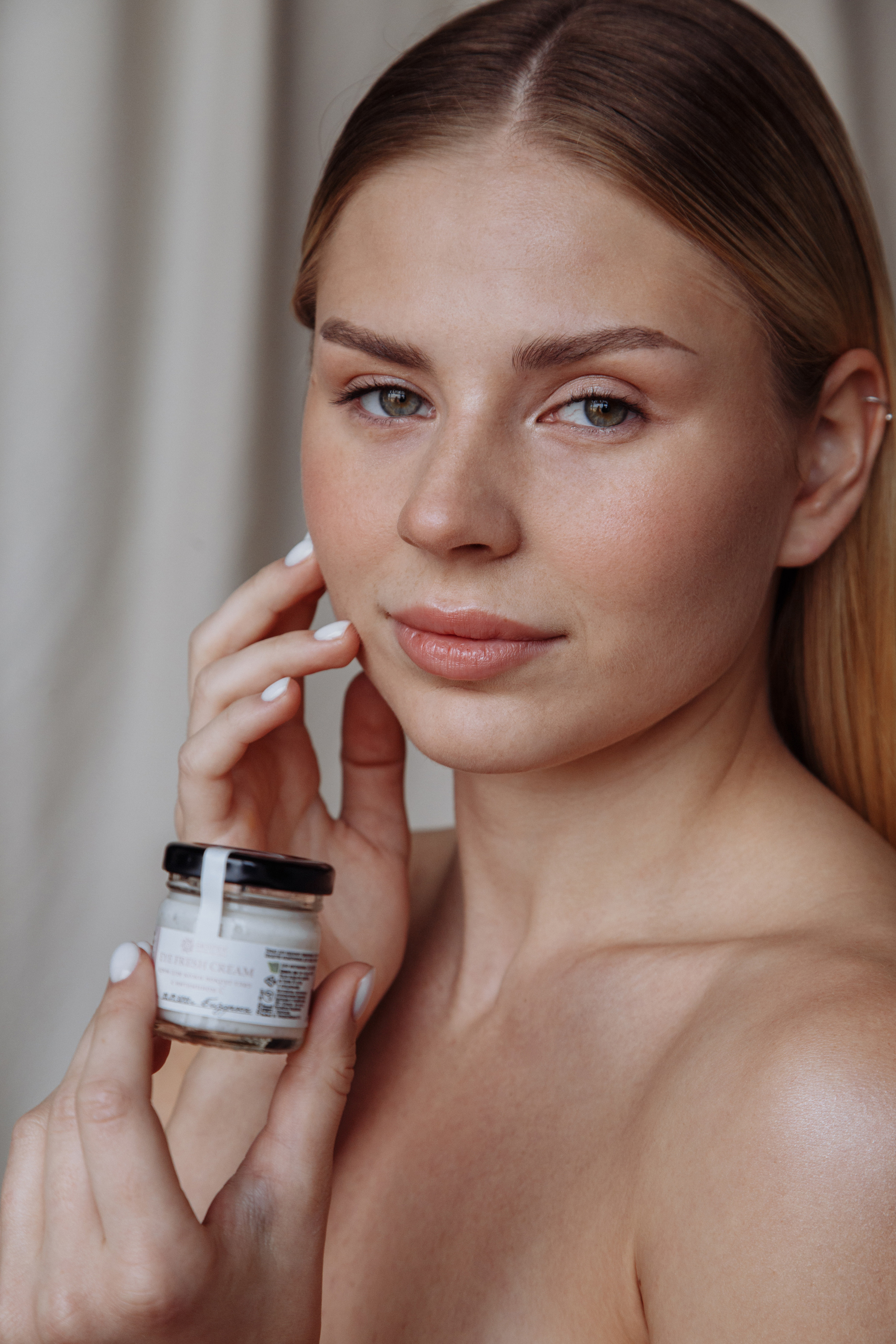 Content | Косметический бренд