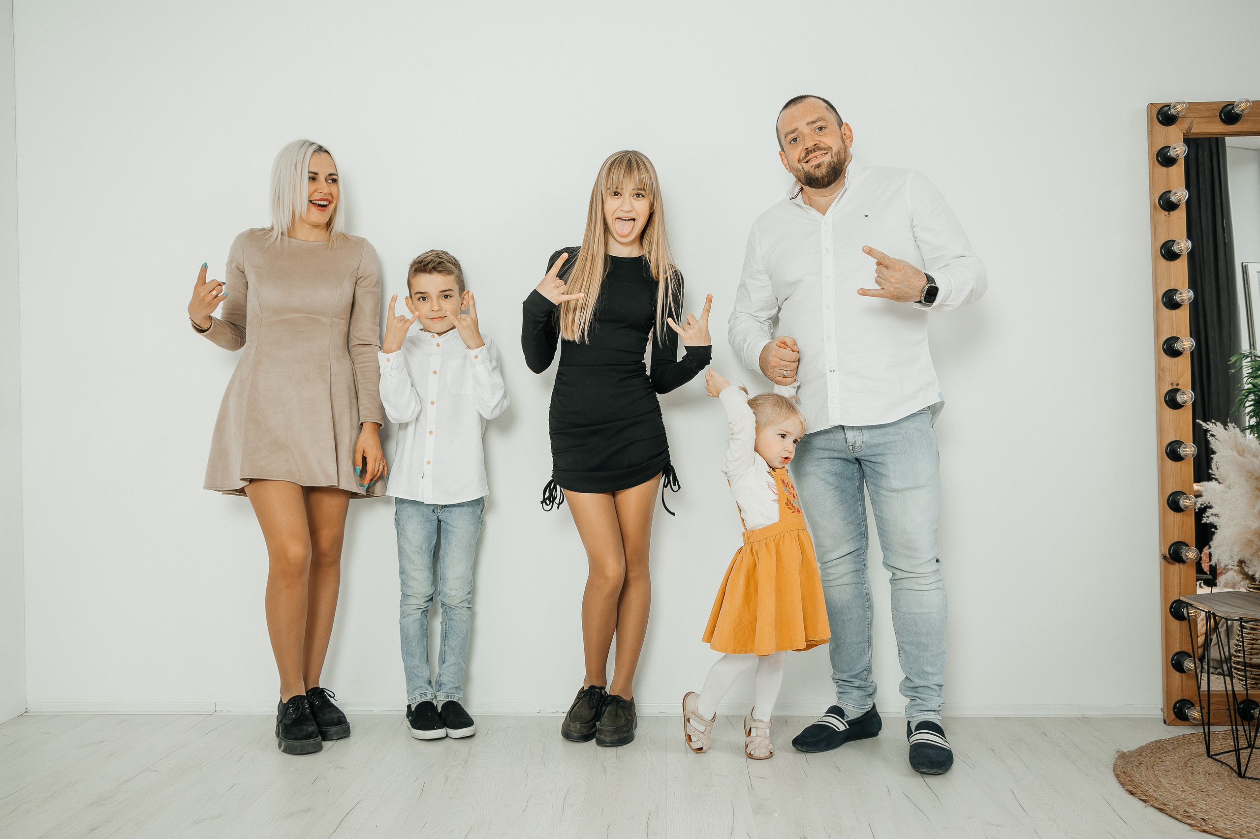 Светлана и Олег с детишками). Семейный и детский фотограф в городе Подолск МО Крылова Ирина