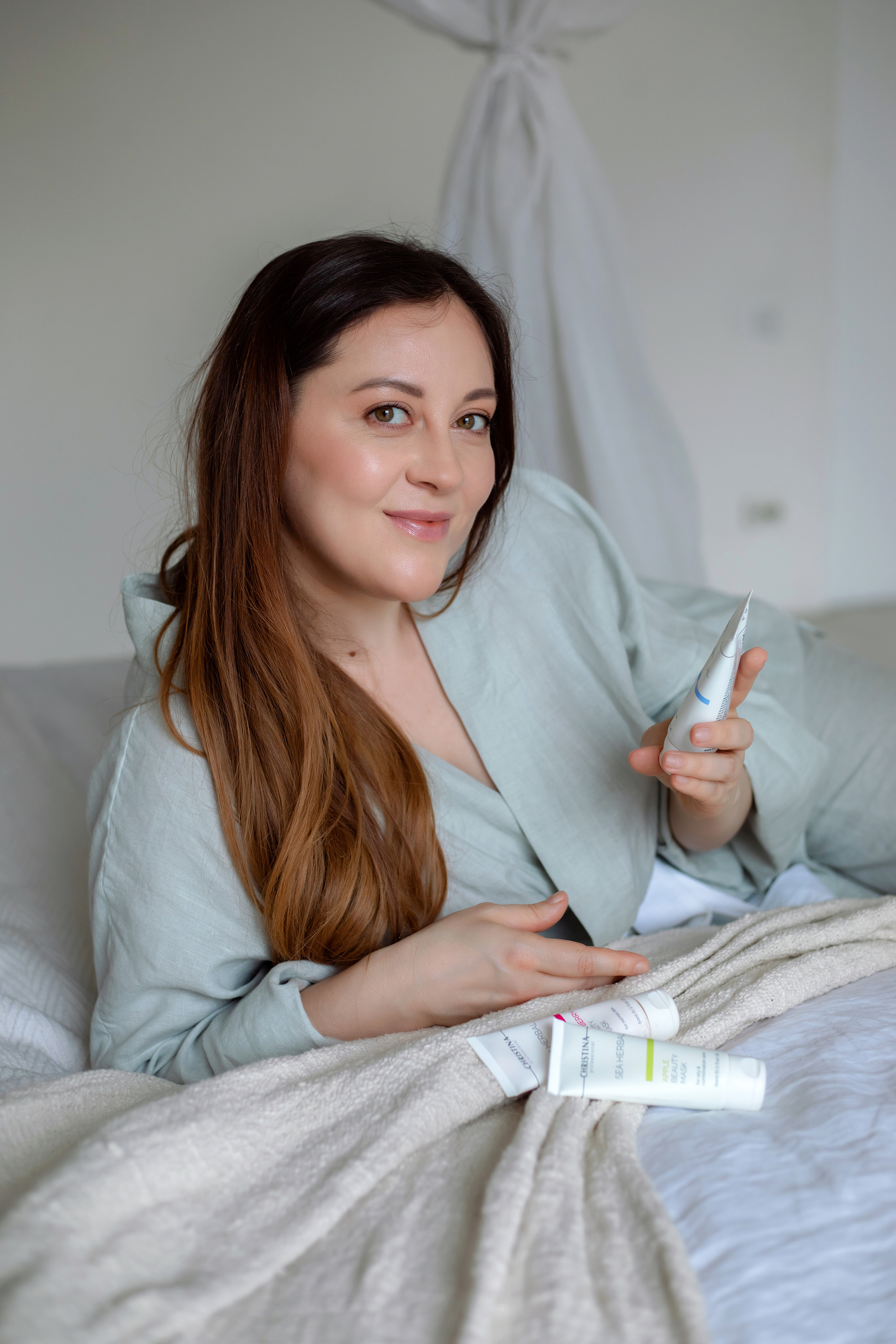 Косметолог эстетист. Елена Иванова контент фотограф для брендов и экспертов, Москва