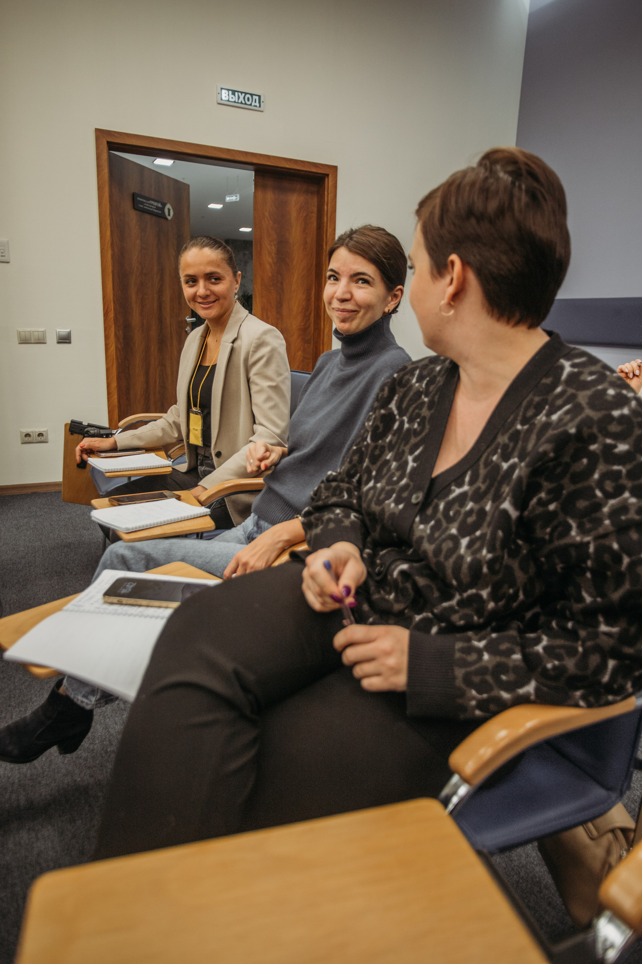 Тренинг по НЛП технологиям Михаила Пелехатого. Венера Гайн. Репортажный фотограф  Тюмень. Обучение фотографии с 0