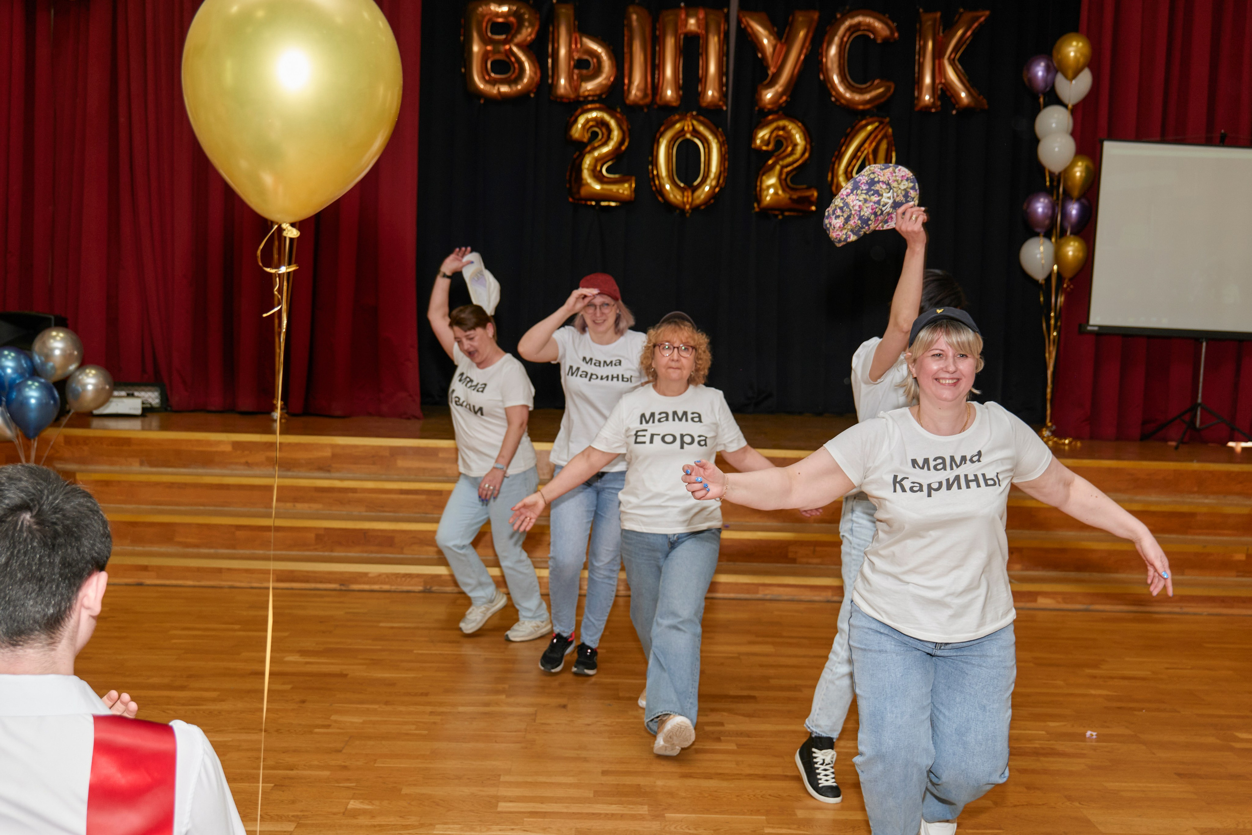 Последний звонок школа 1413. Детский и семейный фотограф г. Москва Оксана Катаджи