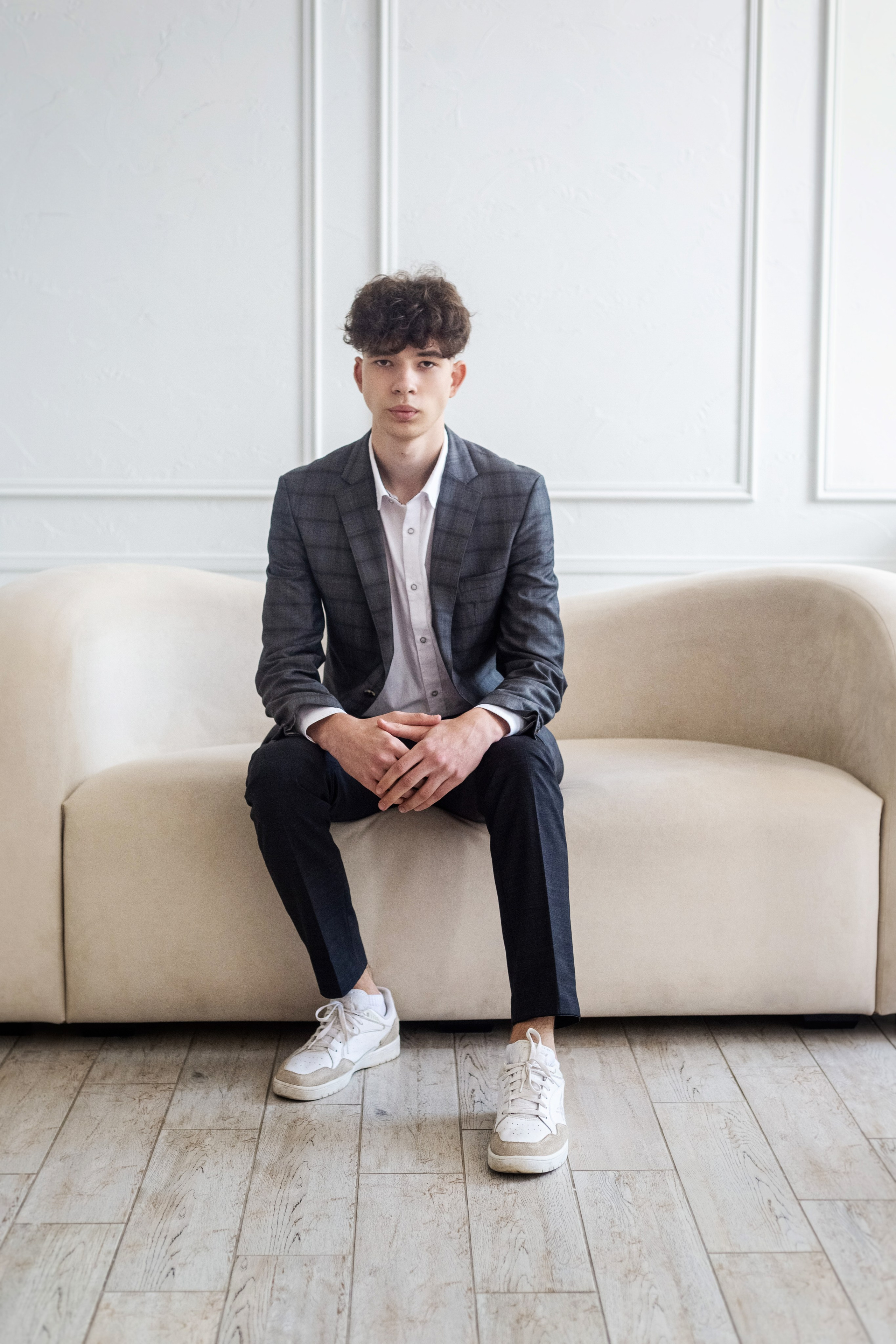 JBSTUDIO зал светлый. Выпускные альбомы Воронеж от Веры Соколовой