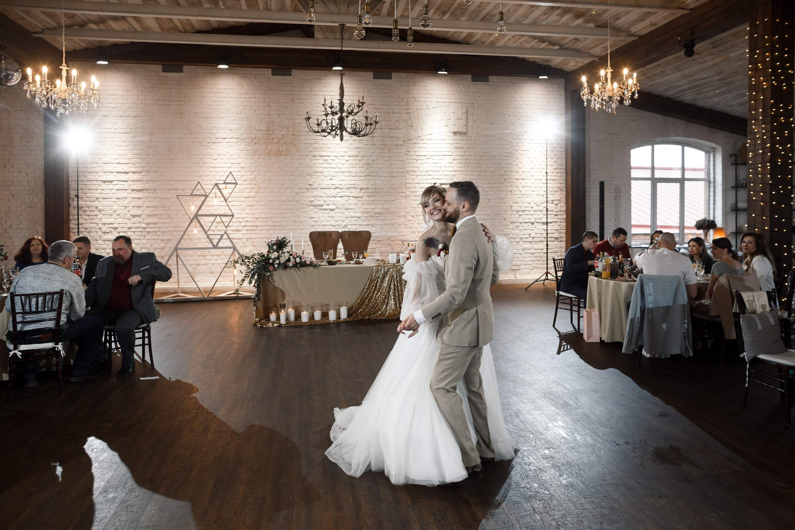 Интернациональная свадьба Россия и Швеция. Свадебный фотограф Игорь Брундасов 8PHOTO на свадьбу венчание загс СПб