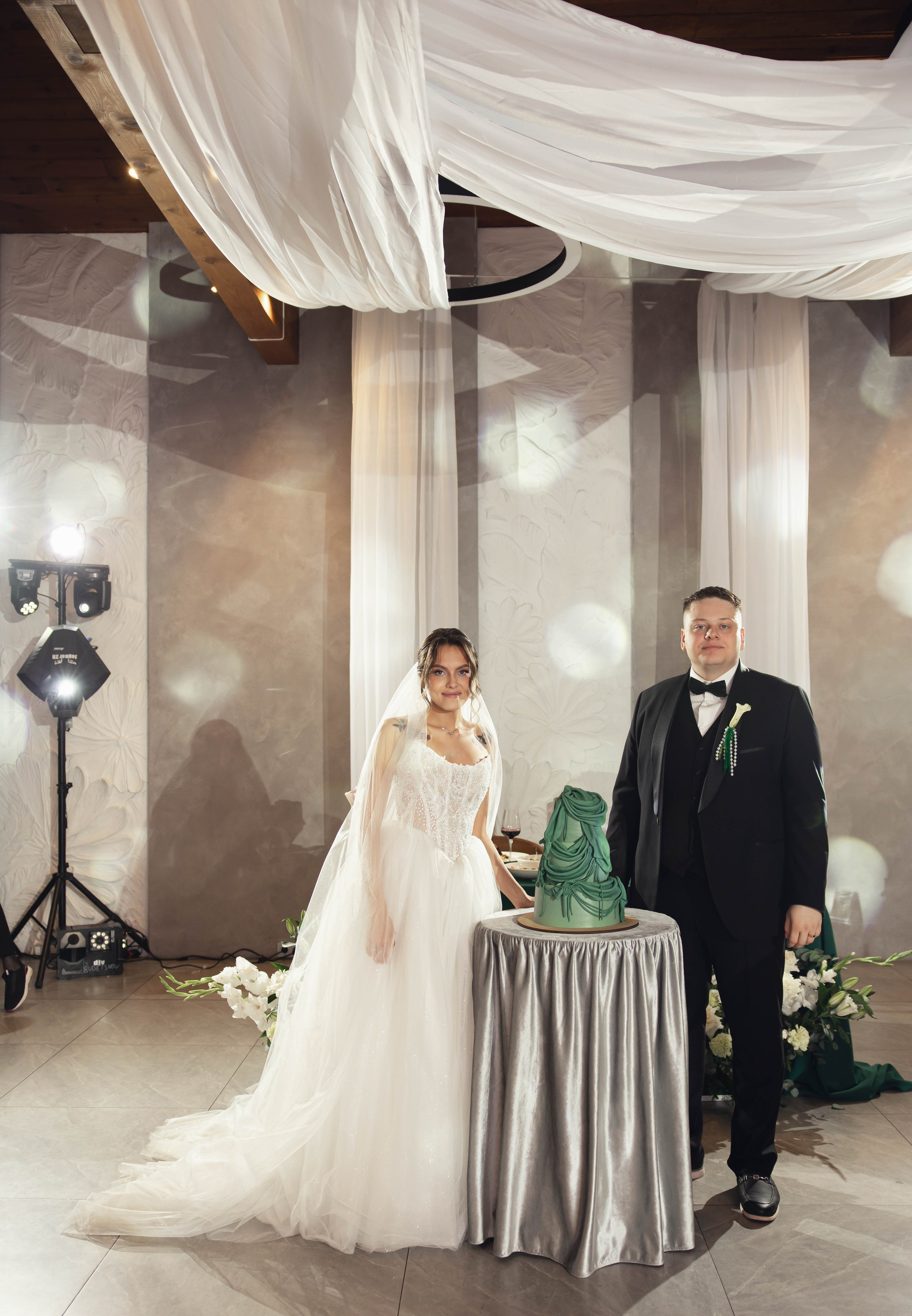 Свадебная история. Лесной Виладж. Свадебный и семейный фотограф Рассказова Виктория