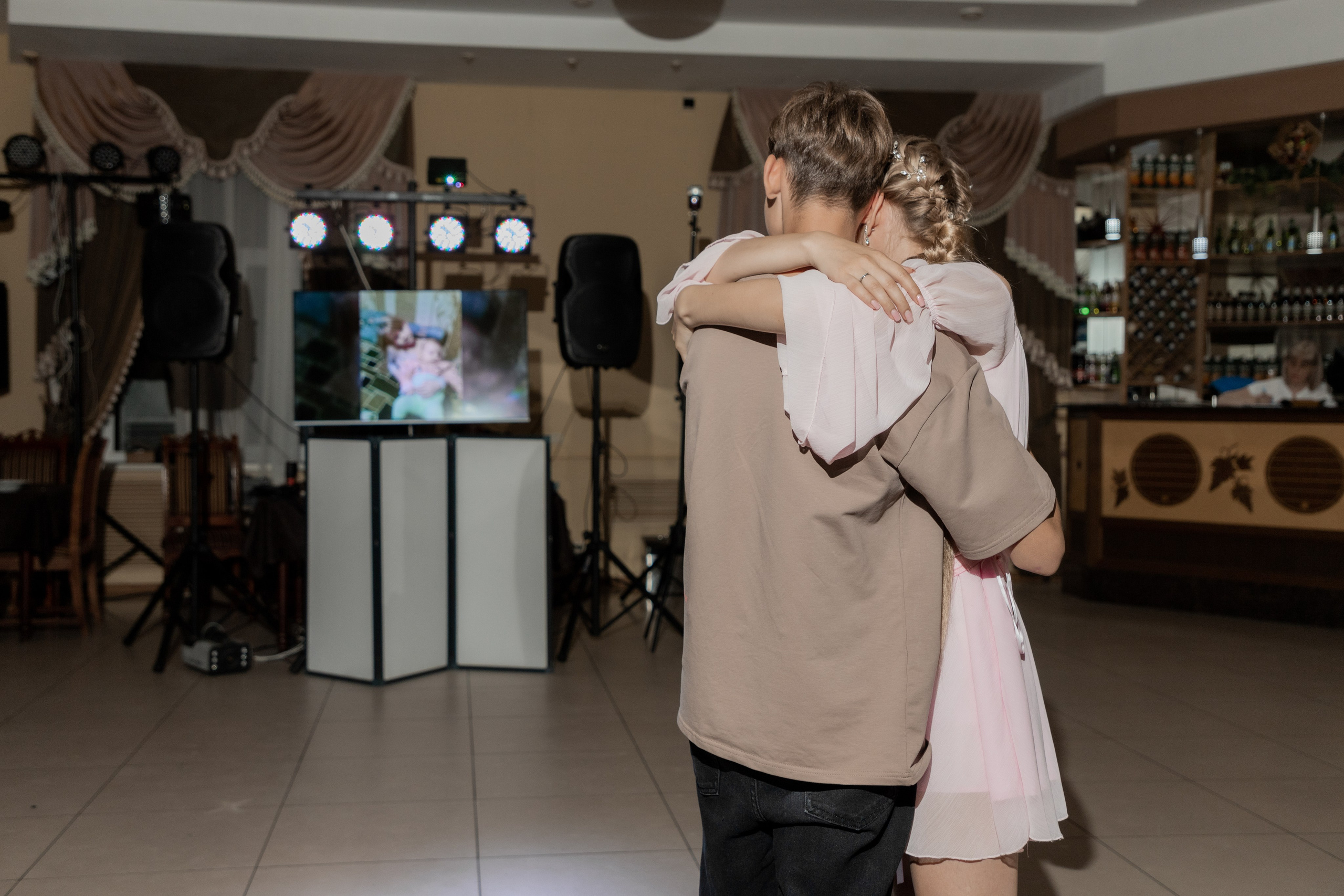 Роман и Александра (банкет). Свадебный фотограф Ангелина Сунгатулина | Саратов | Балаково | Вольск