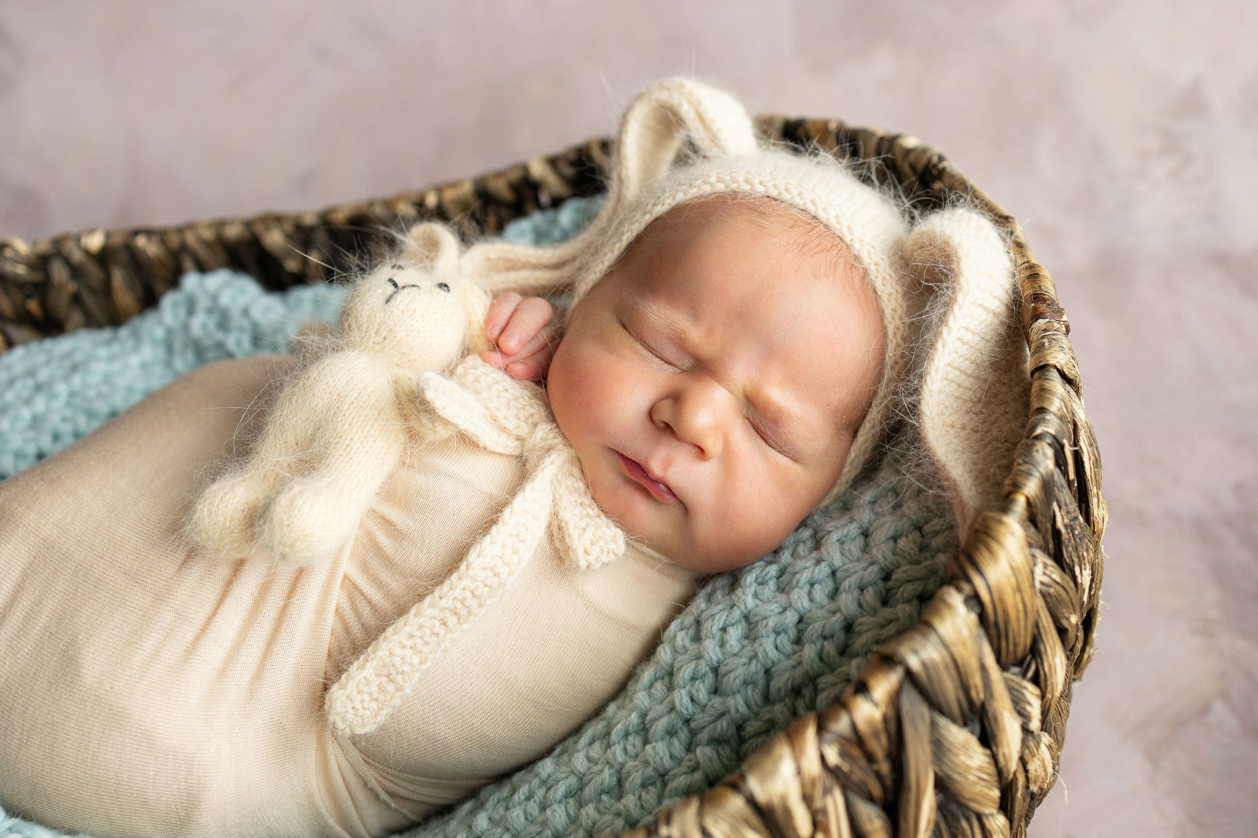 Фотосессия новорождённых мальчиков. Фотограф новорожденных в г. Миасс Анна Плотникова