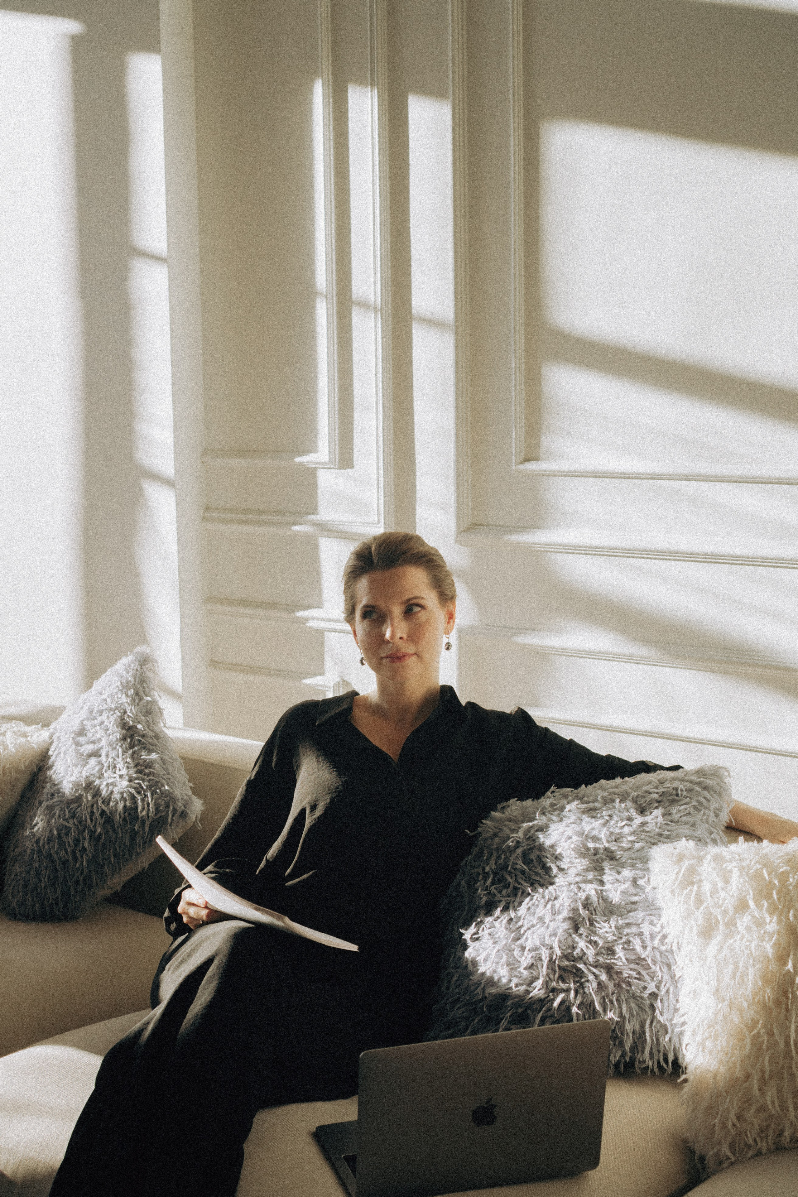 ФОТОСЕСИИЯ В СТУДИИ ДЛЯ ДЕВУШКИ ПСИХОЛОГА. Профессиональный фотограф, Санкт-Петербург — Виктория Богомолова