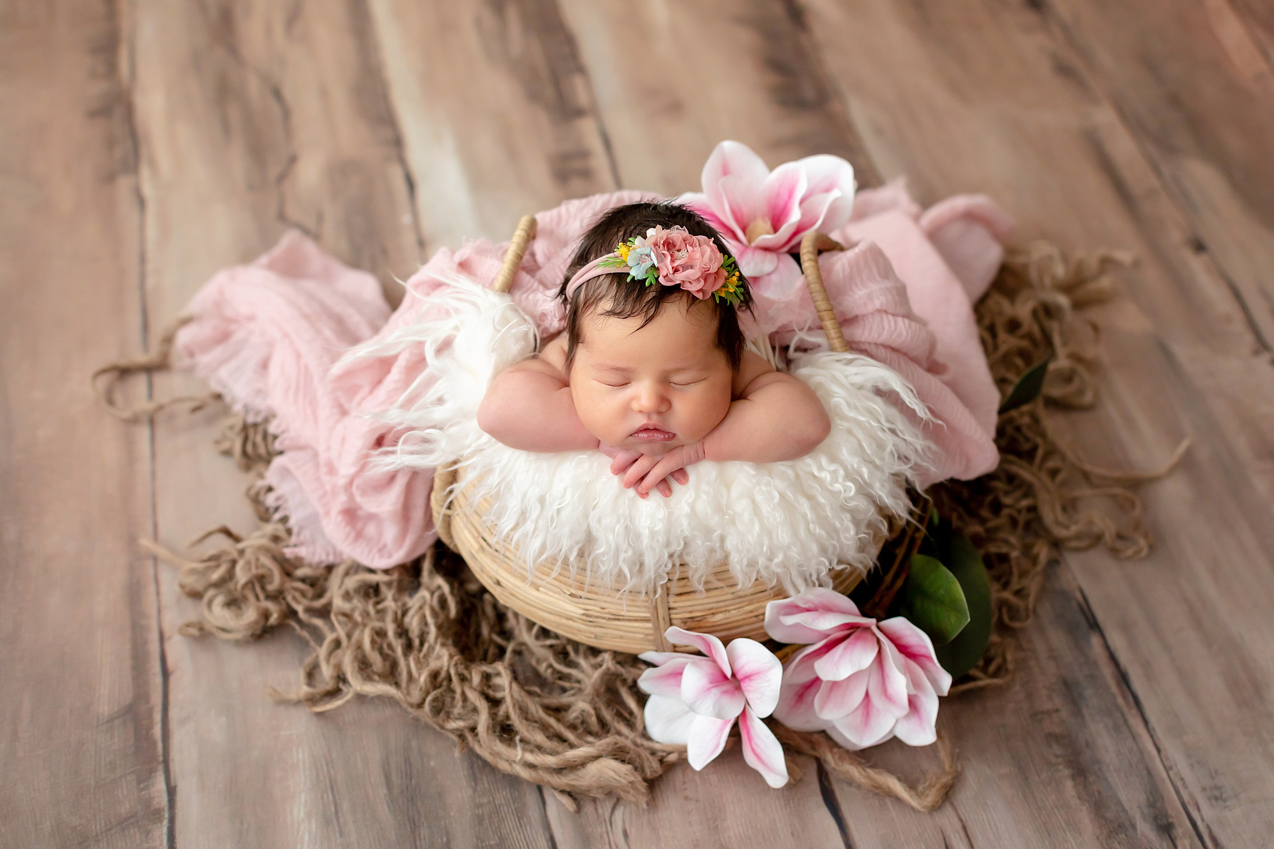 Новорожденные до 28 дней. Фотограф новорожденных в Тюмени