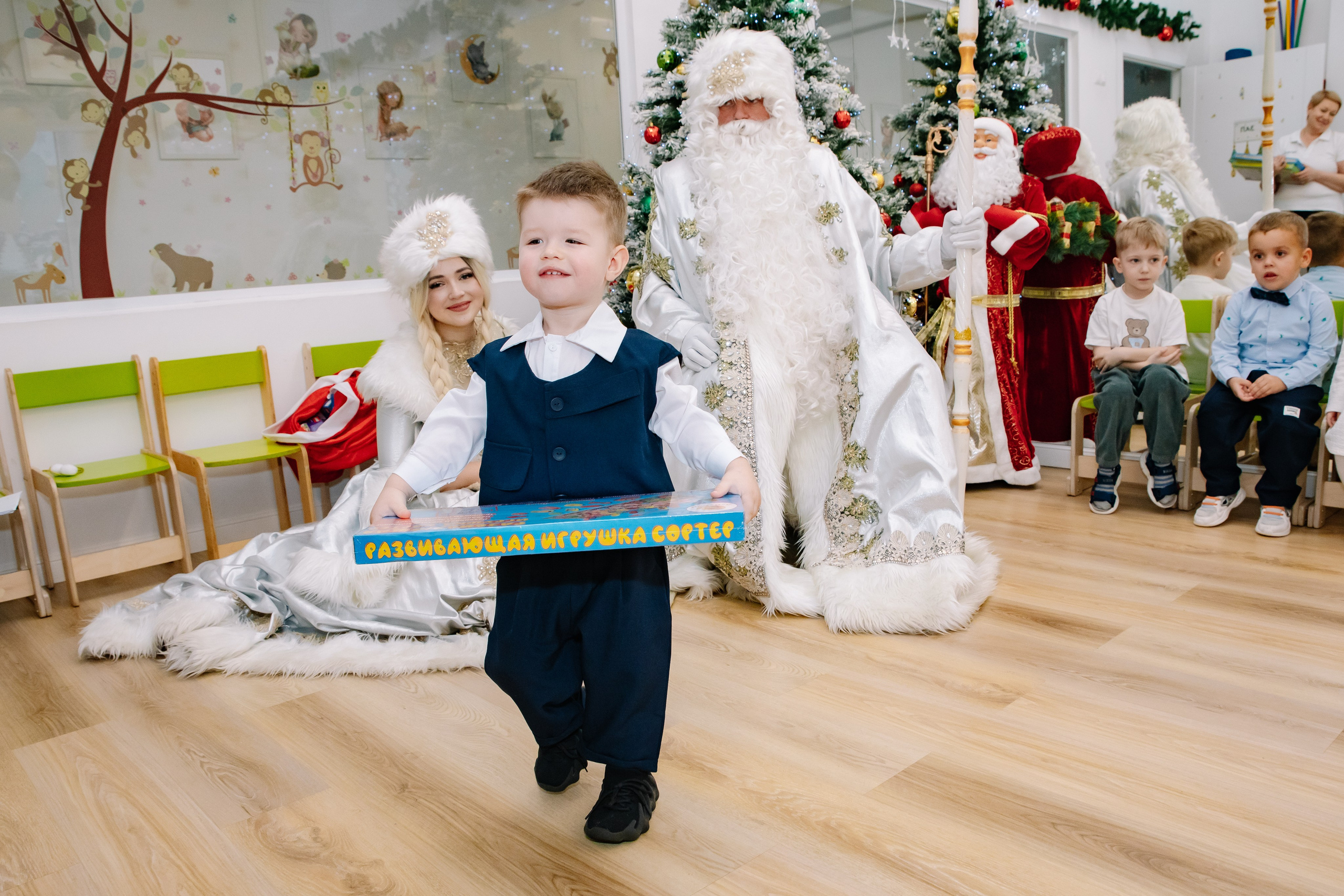 Новогодний утренник в саду Пятачок. Фотограф в Москве Яна Полосина