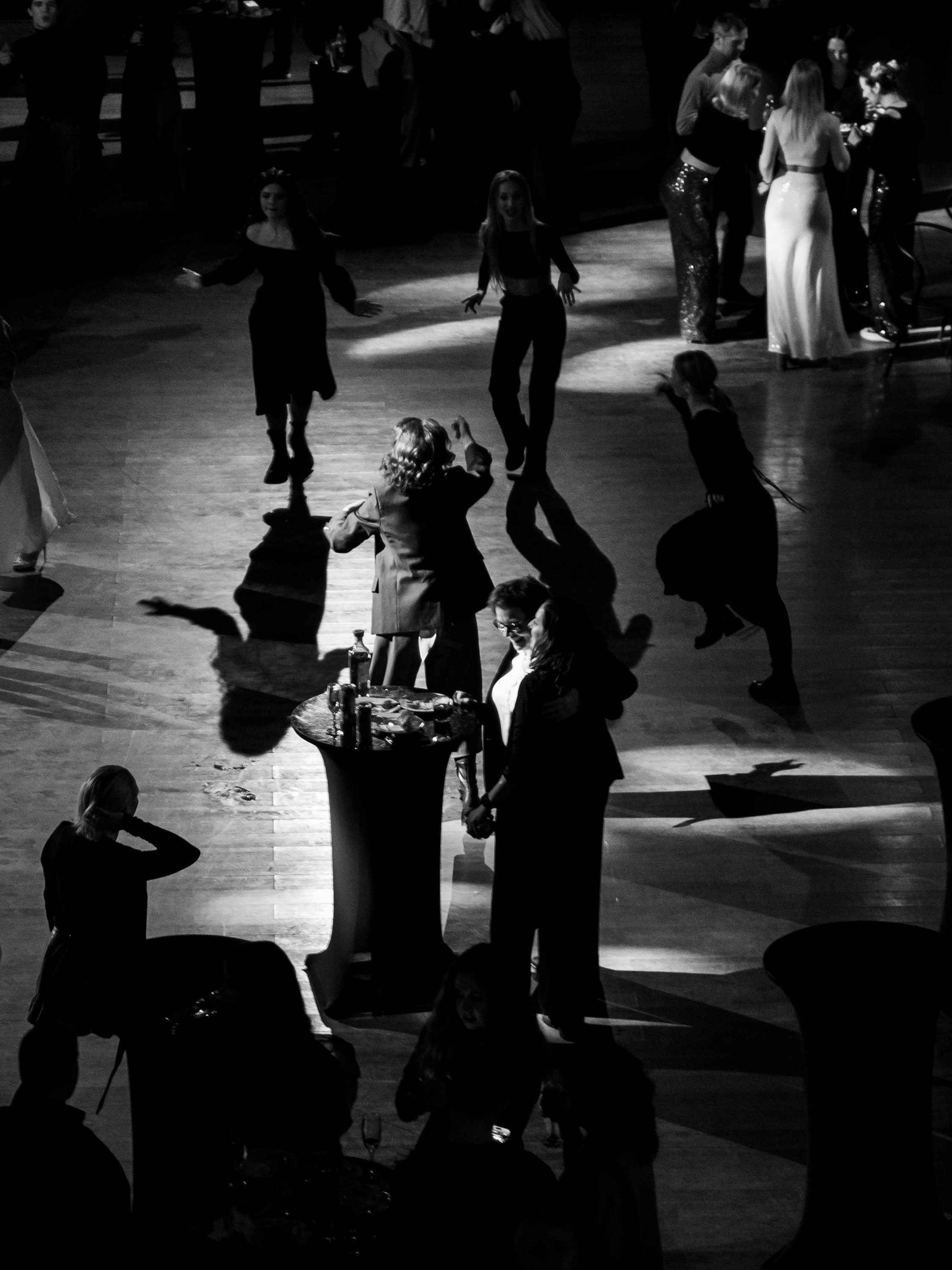 Корпоратив в театре МДМ. Свадебный и портретный фотограф в Москве Жердев Даниил