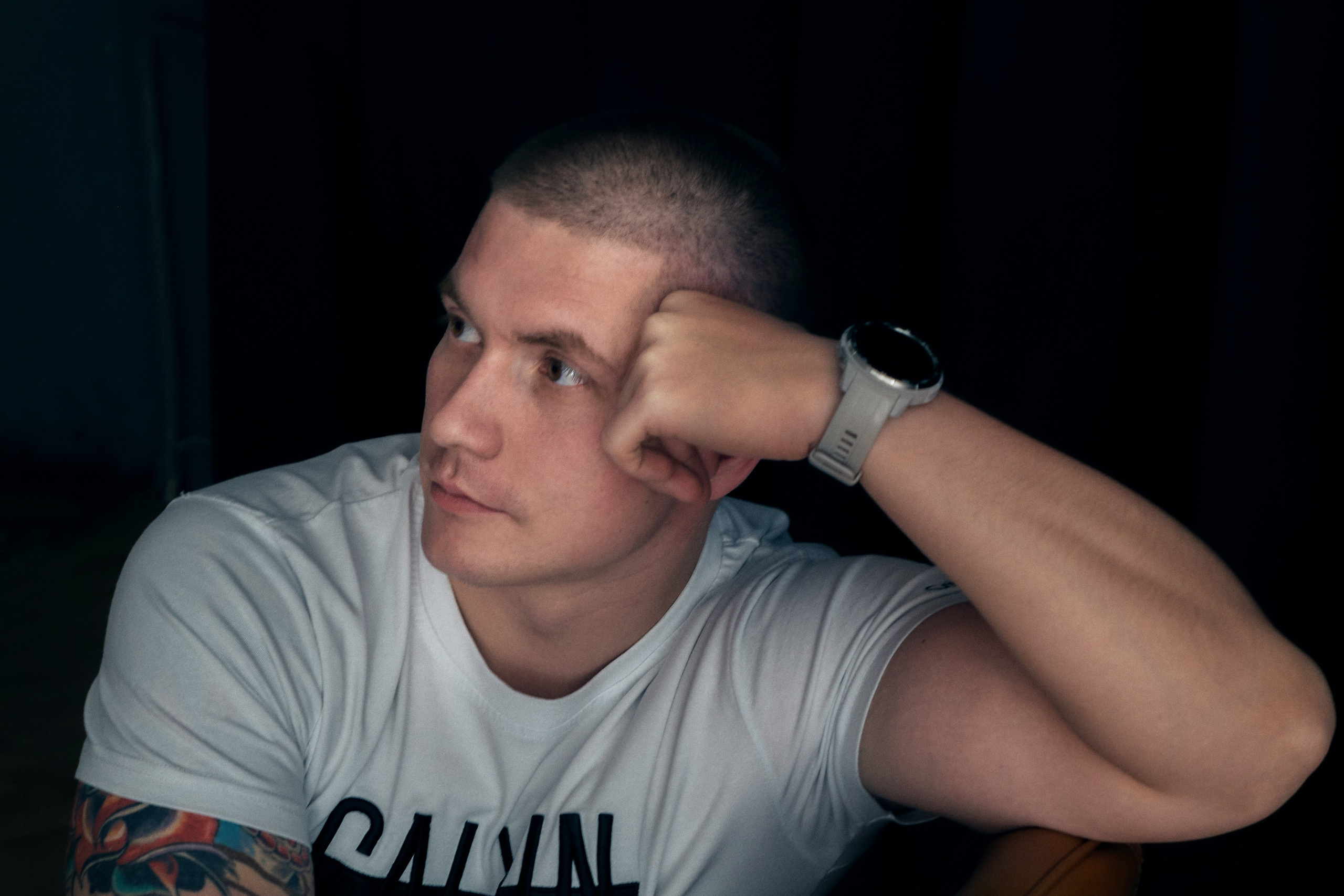 📸 Мужская фотосессия на улице и в студии | Профессиональные фото